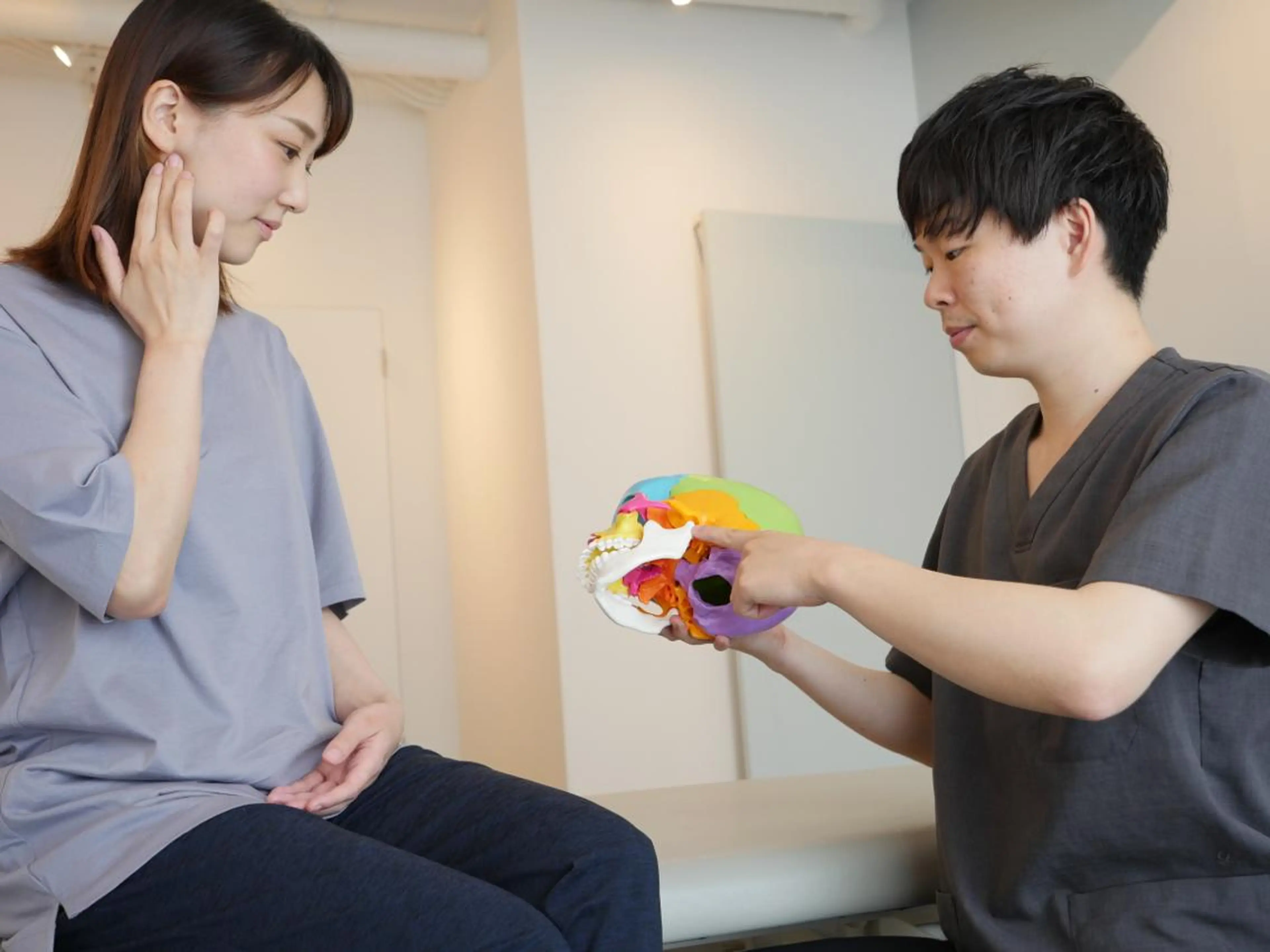 美容整体　小顔矯正 プラスフィール石松のエステ・リラクイメージ