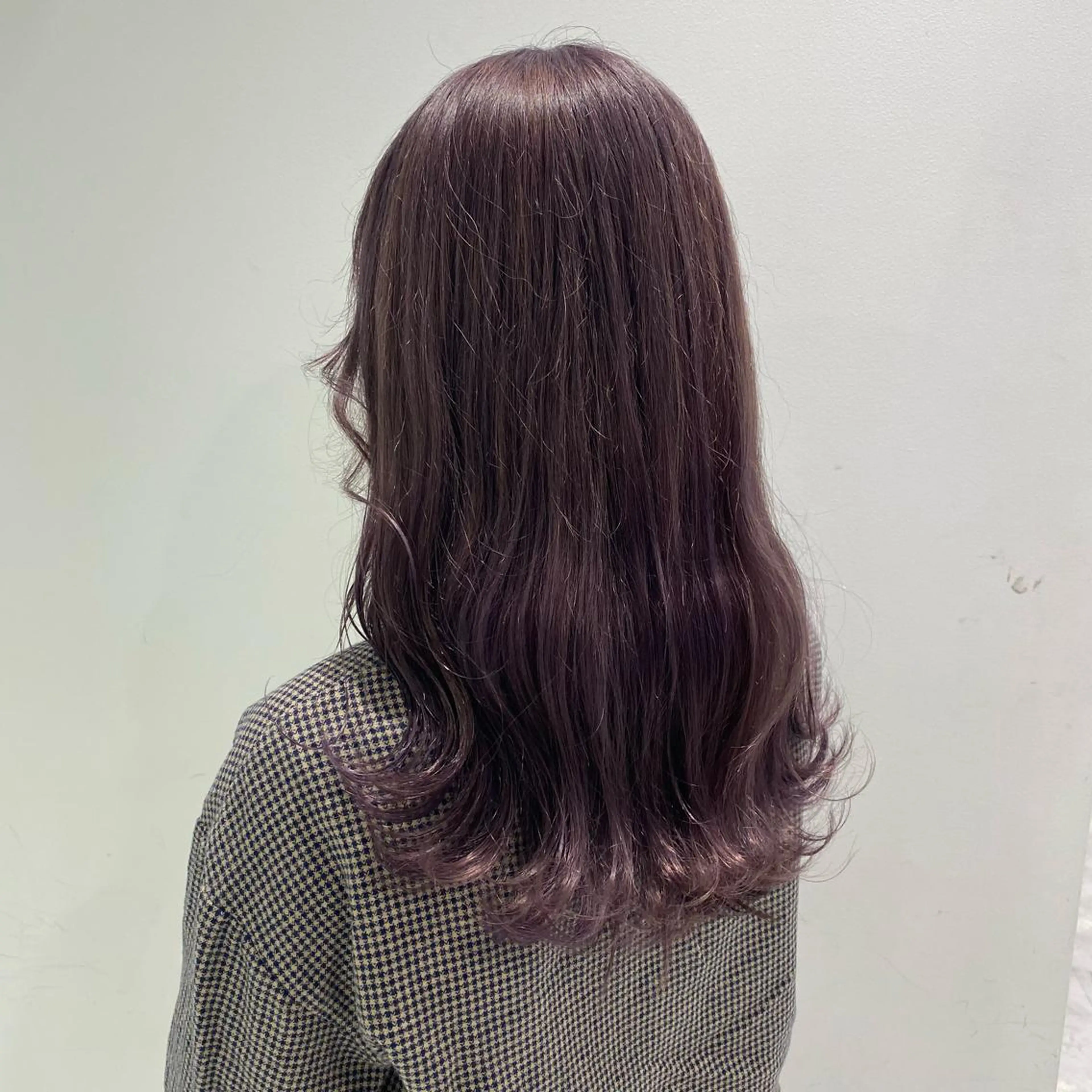 ロング カラー パーマ ヘアアレンジ メンズ キッズ ネイル マツエク・マツパ ベージュカラー ラベンダーカラー ラベンダーベージュ Lumo所属・💖横浜ブリーチなし 💖MIHOのヘアスタイル