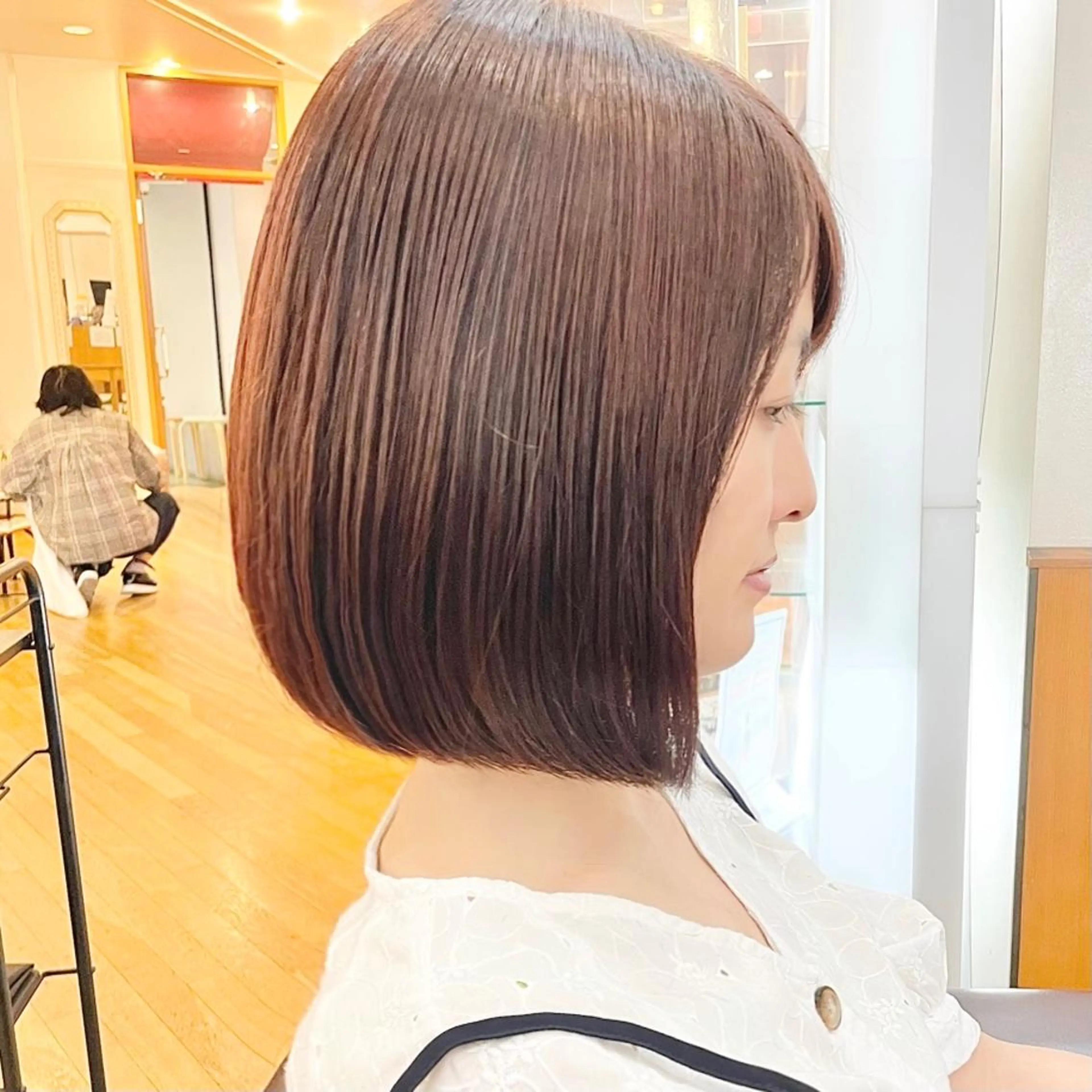 ショート カラー ヘアアレンジ キッズ 前下がりボブ ショートボブ ブラウンカラー ピンクカラー ピンクブラウン カット ヘアカラー トリートメント さわ きょうすけ/ ボブ髪質改善ショートのヘアスタイル