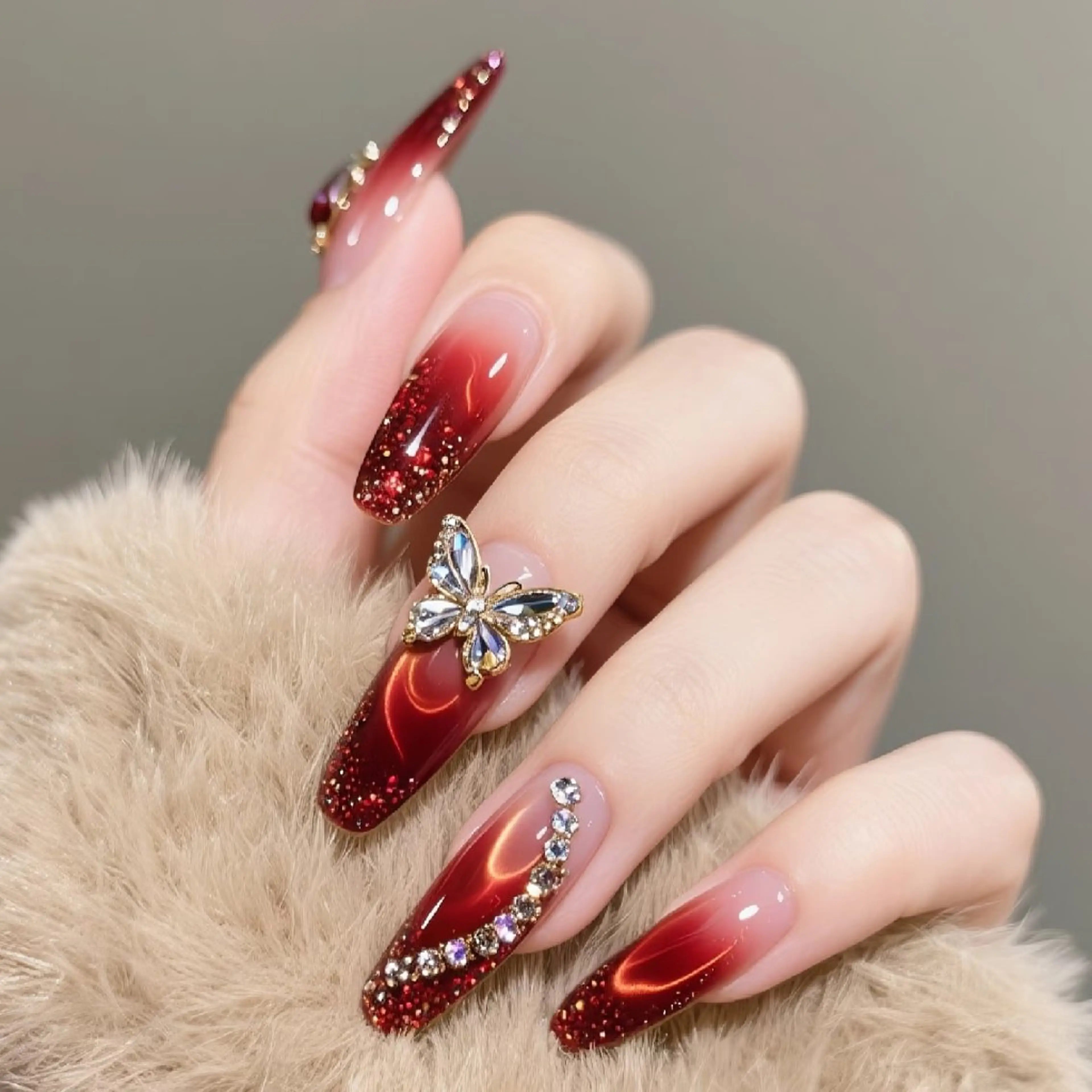 ネイル 鈴木 彩星のネイルデザイン