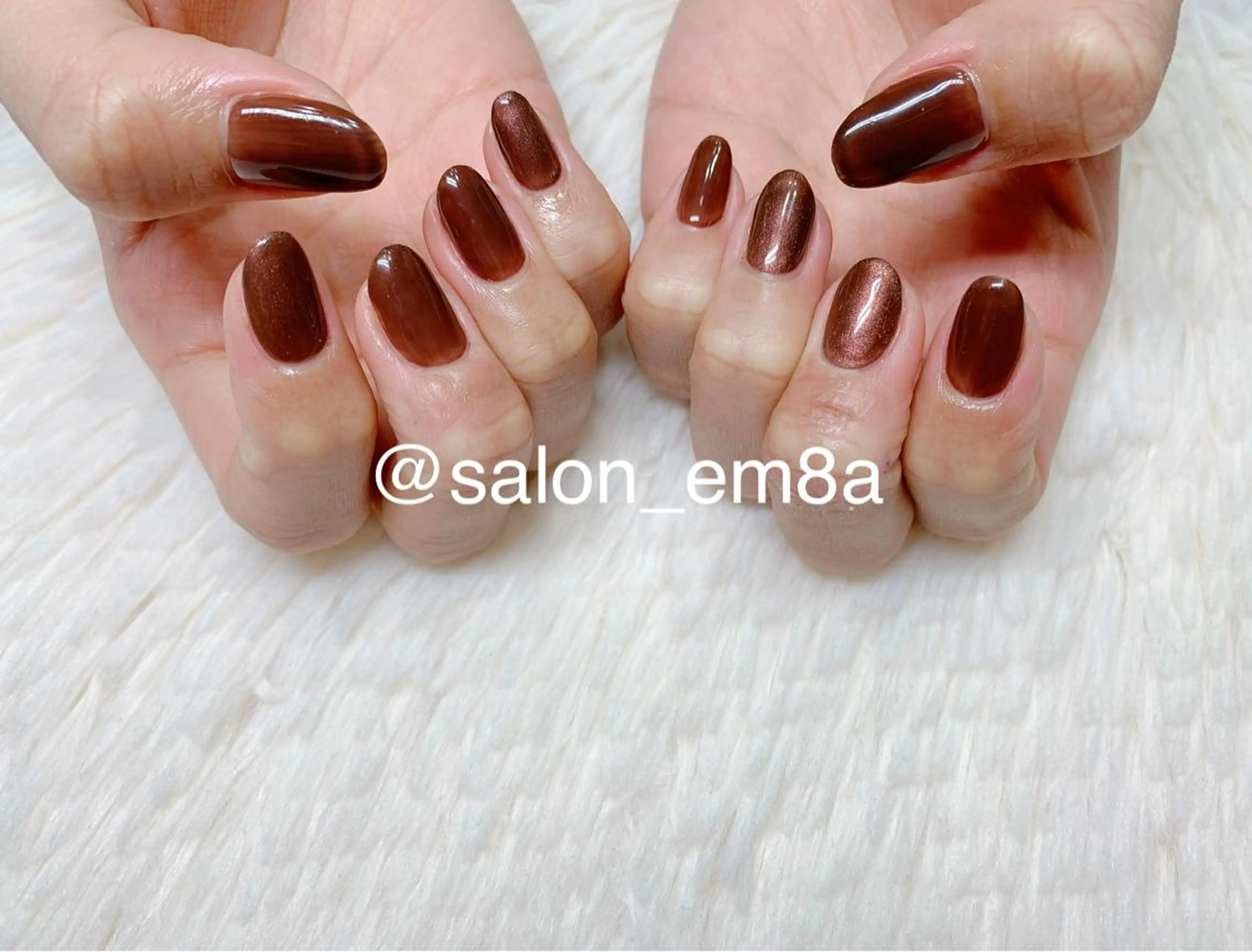 ネイル ブラウン ジェルネイル ワンカラーネイル ハンドネイル salon EM&A emiのネイルデザイン