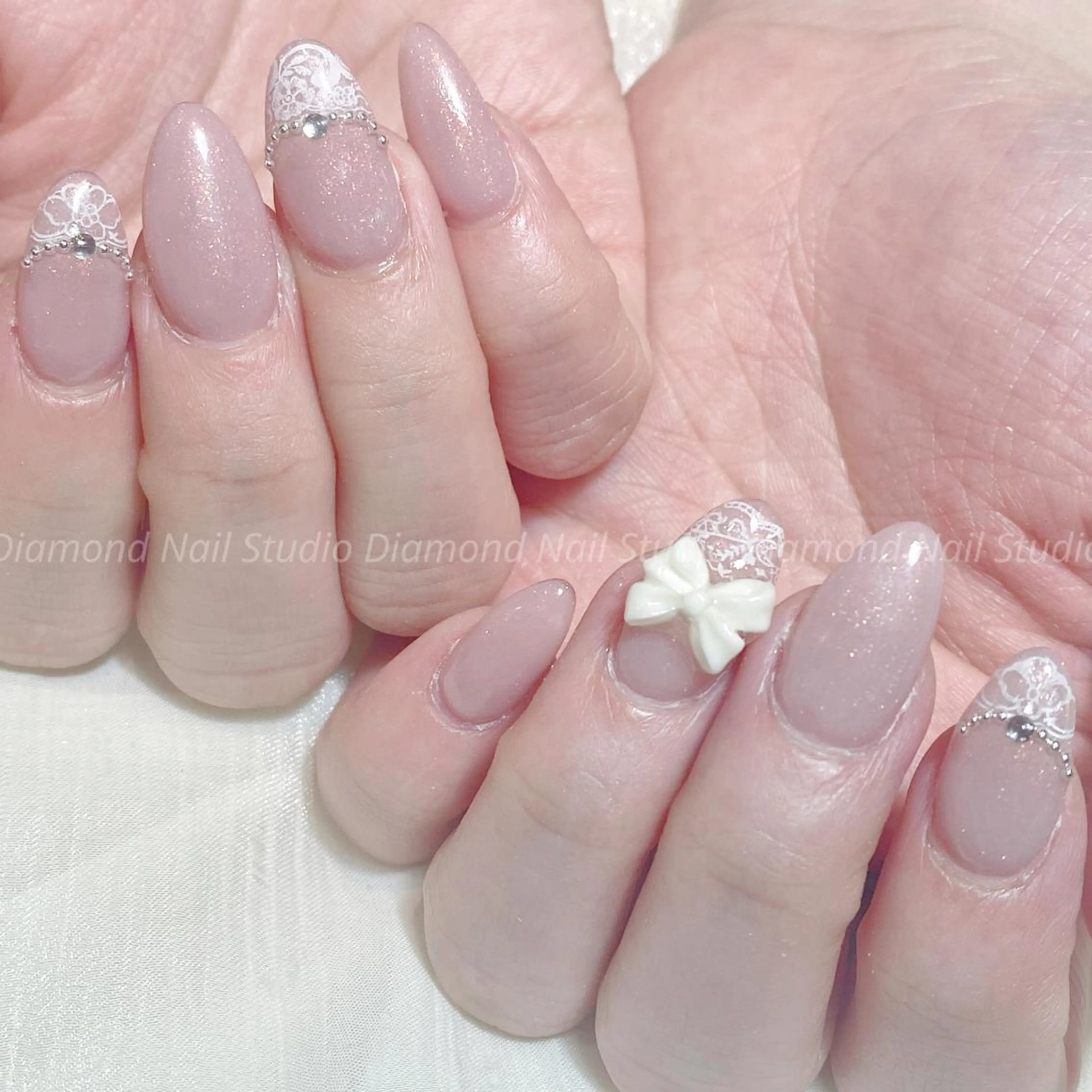 ネイル アートネイル オーロラネイル フラッシュネイル ガーリー キラキラネイル ハンドネイル DIAMOND 💅のネイルデザイン