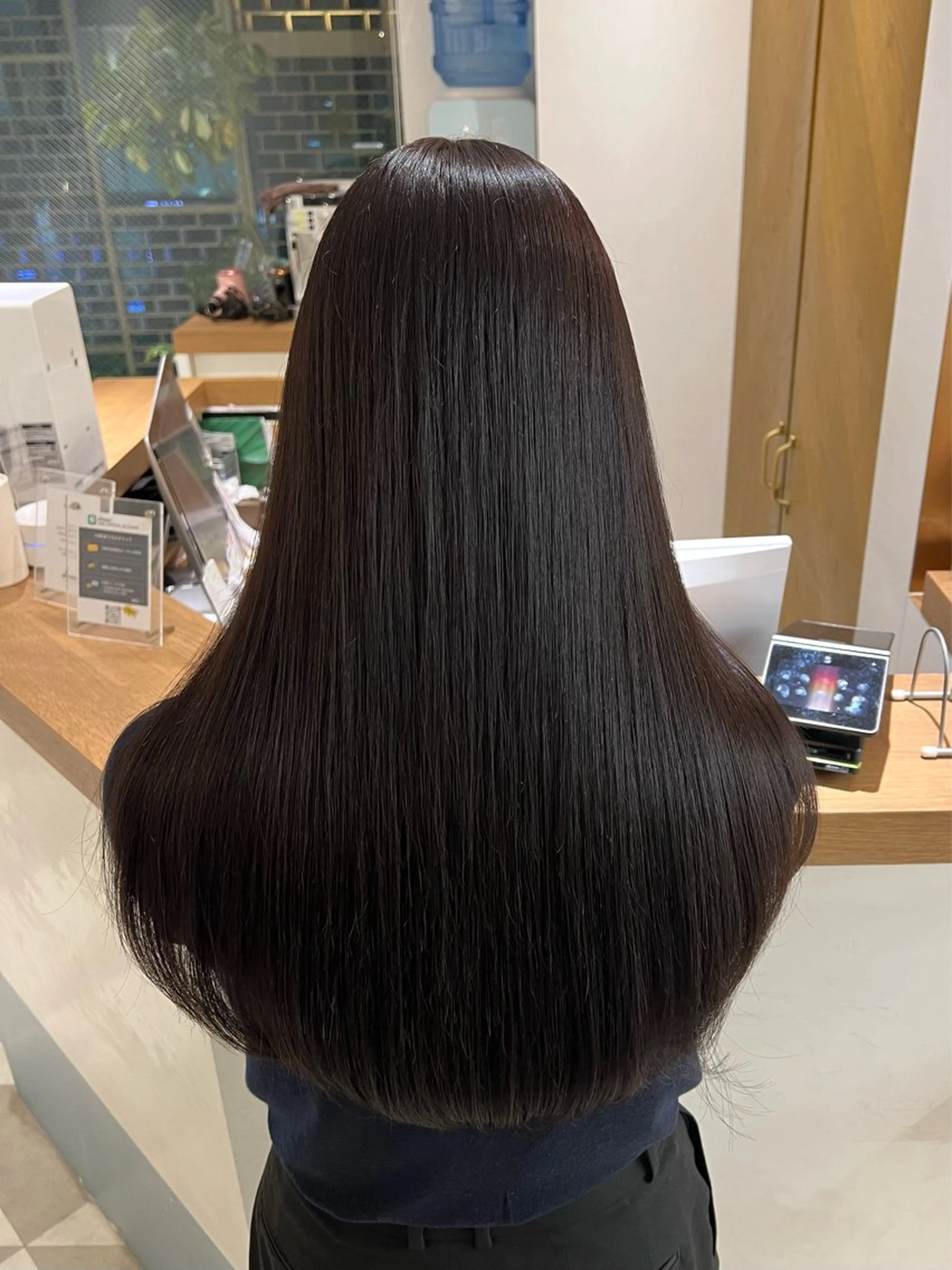 ロング L'EANE THE TOKYO所属・カット無料｜ 青山 ｜髪質改善のヘアスタイル