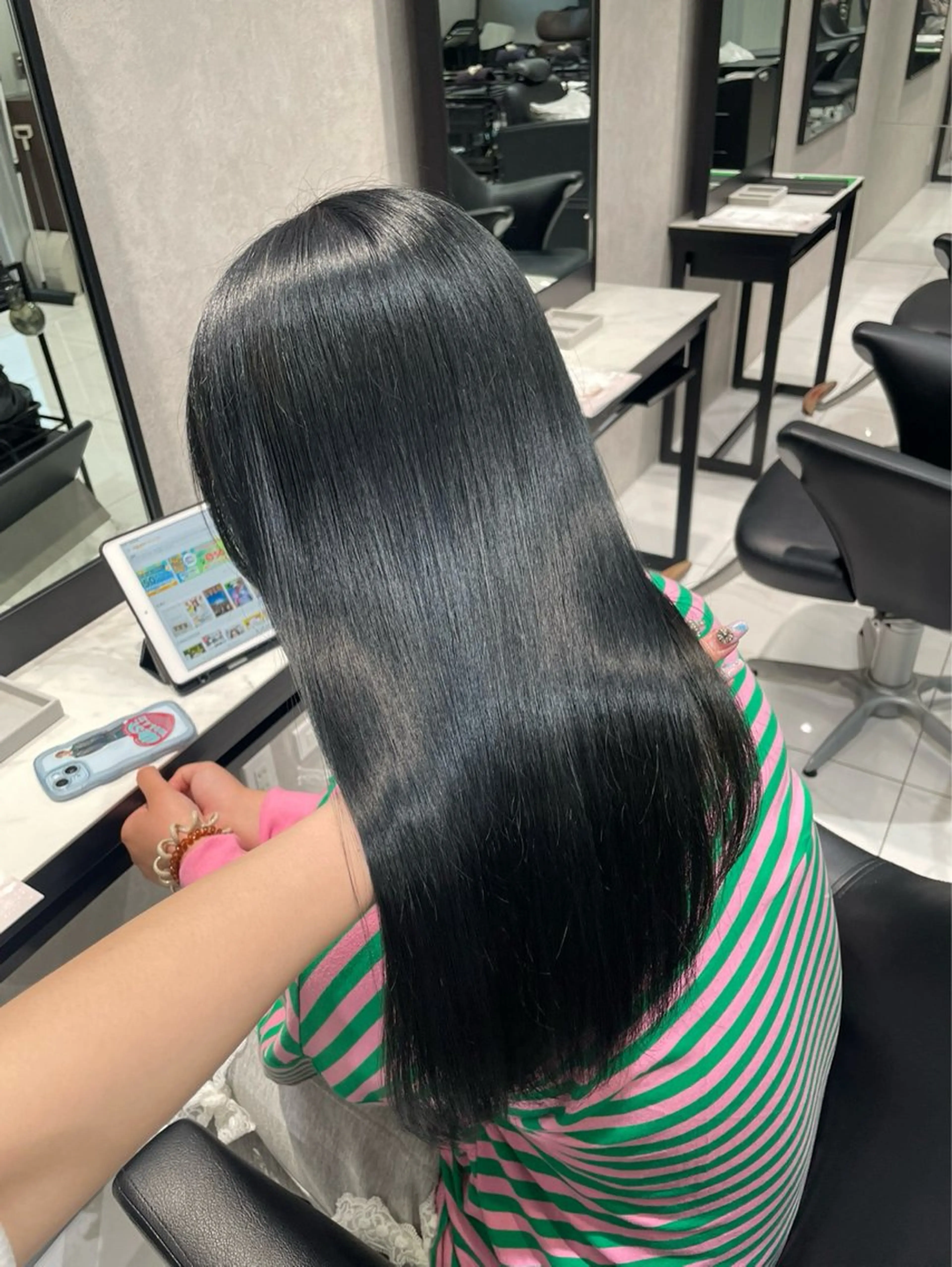 セミロング 🎀ིྀ暖色カラー/ 髪質改善/みどりのヘアスタイル