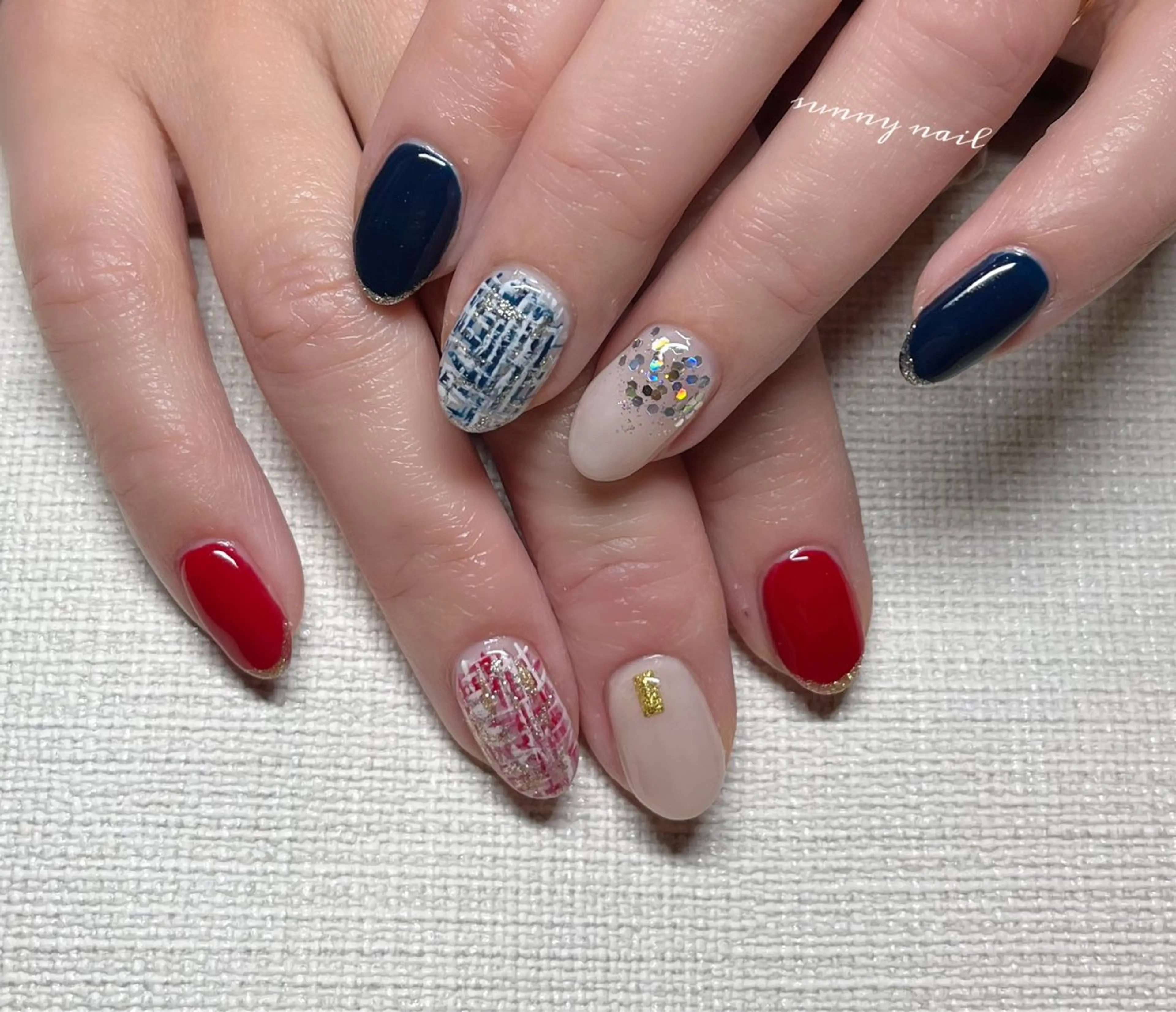ネイル ネイビー 赤色 ツイードネイル sunny nailのネイルデザイン