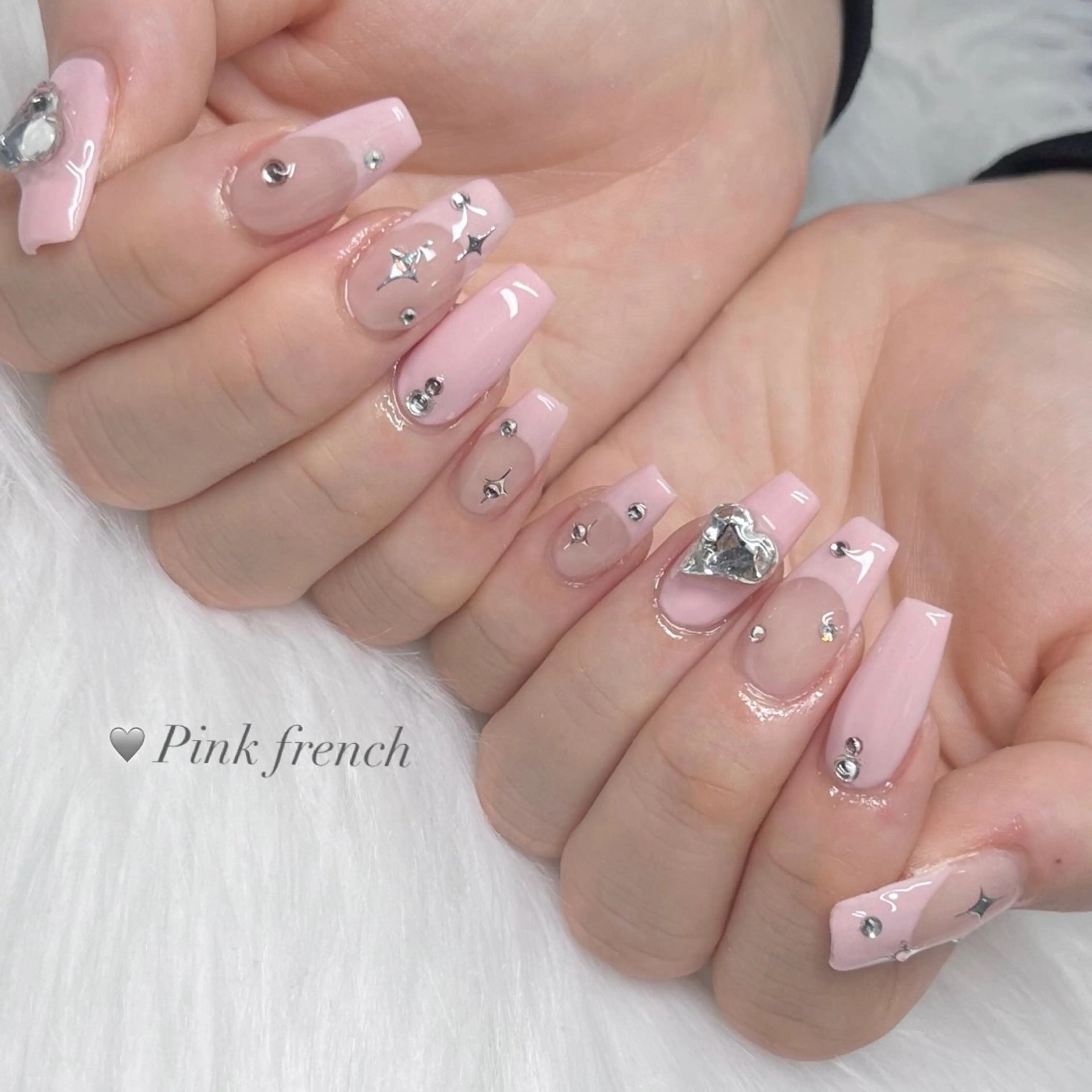 ネイル ハンドネイル 🍁nail. kaede🍁のネイルデザイン