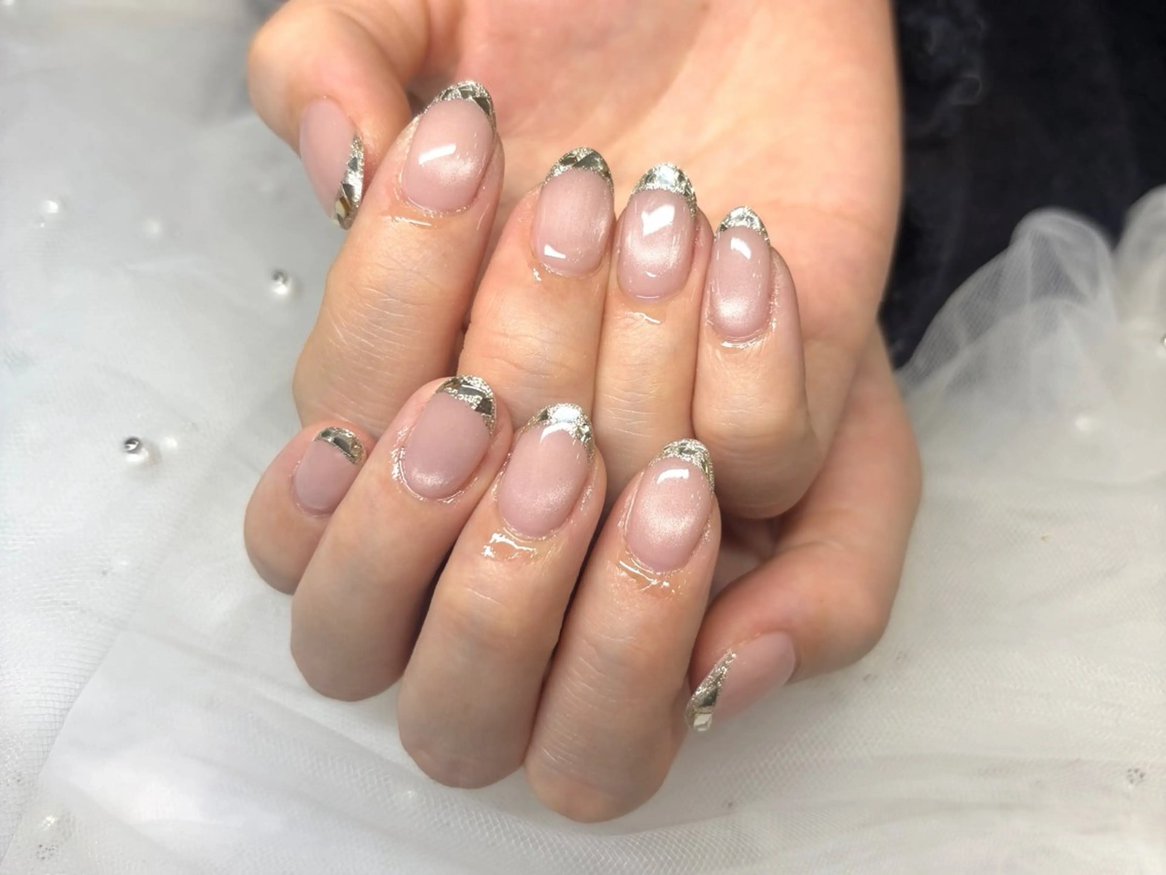 ハンドオフ込み！キラキラガラスフレンチネイル🪞✨の写真