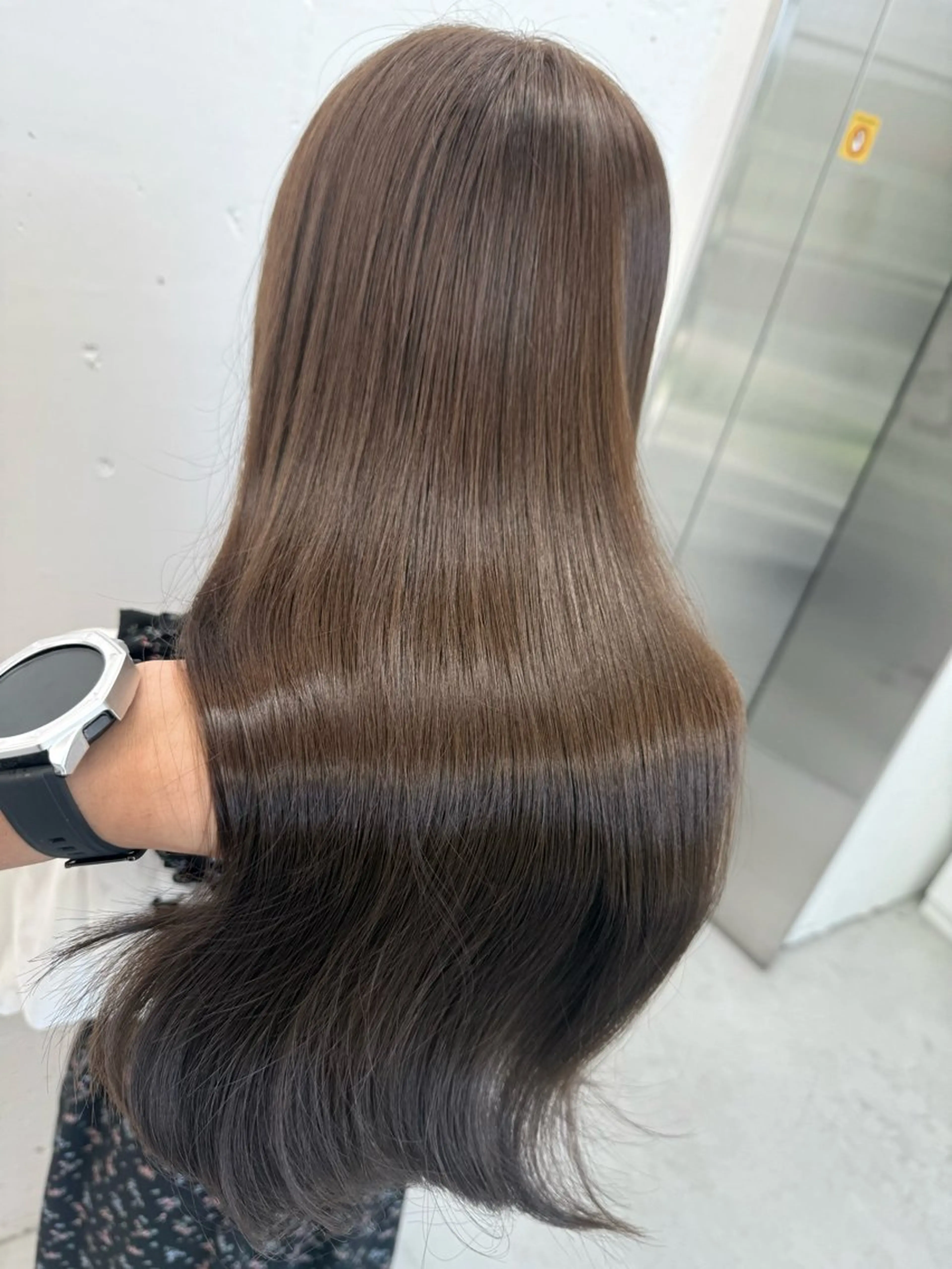 ロング カラー ベージュカラー ブリーチ 透明感カラー ブリーチなしカラー オリーブベージュ ヘアカラー 🌟ゆりあ🌟 JILLSTUDIOのヘアスタイル