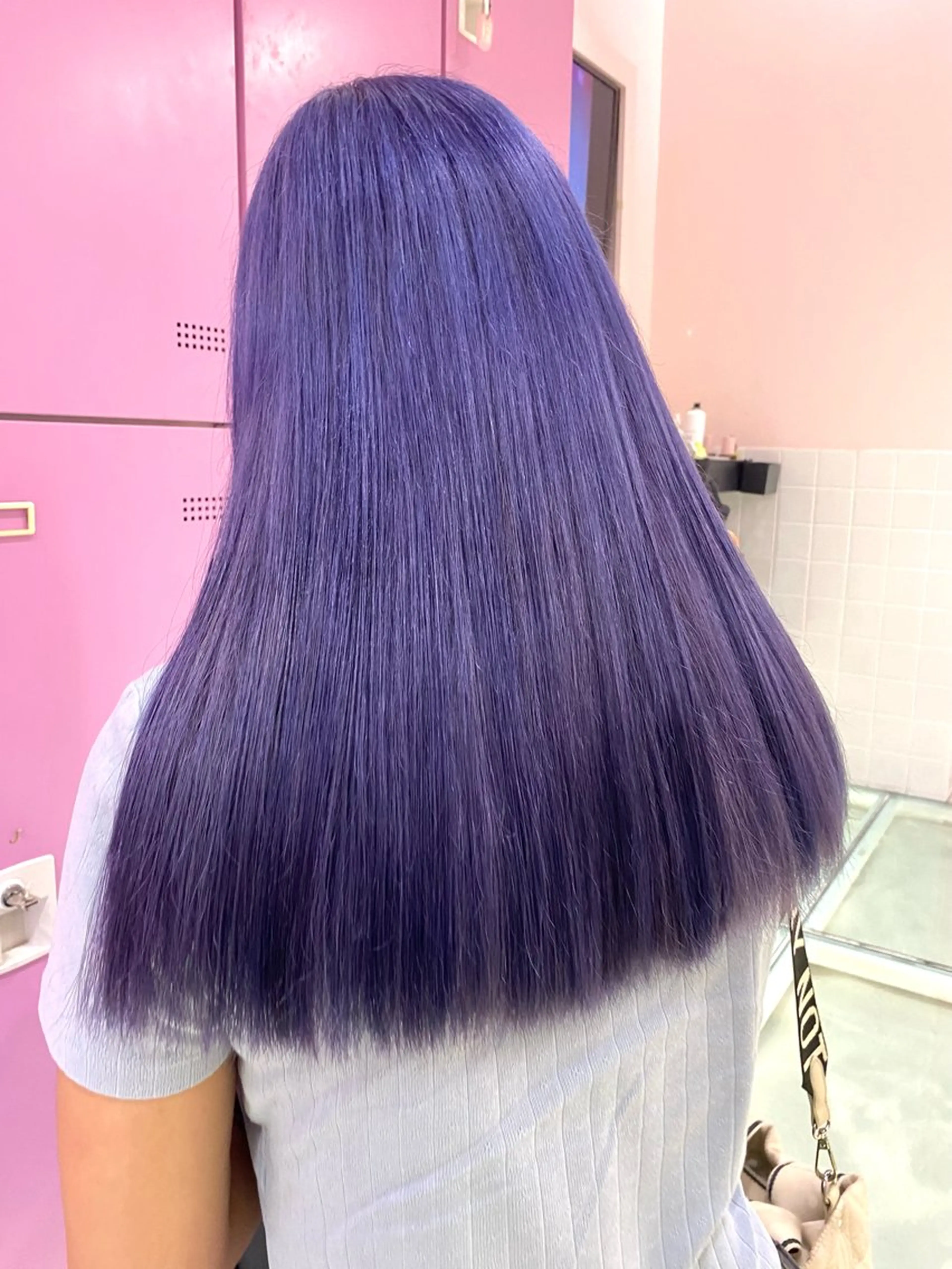 ロング カラー ヘアカラー トリートメント 美優🦕ツヤ髪 /ハイトーン🩶のヘアスタイル