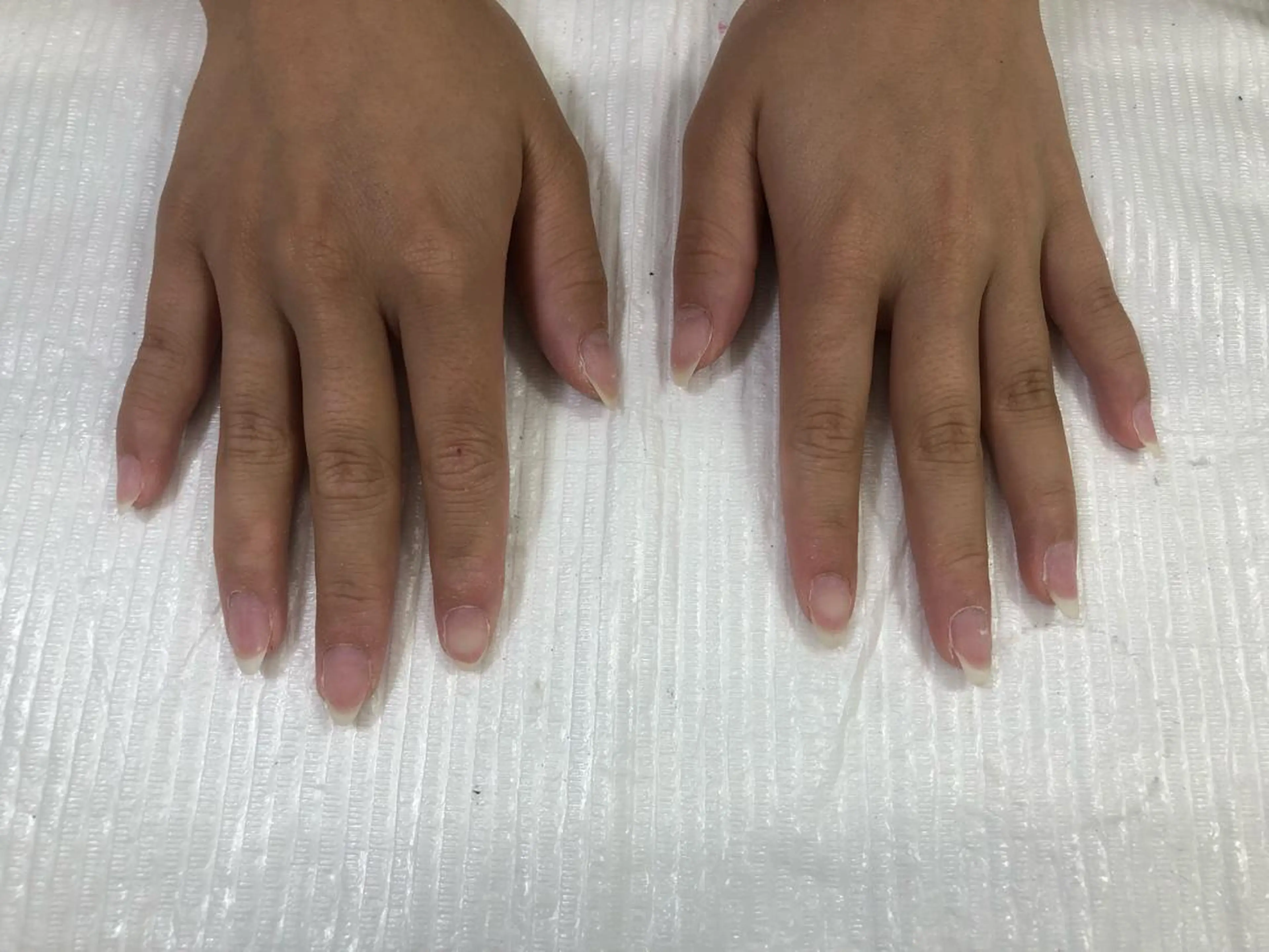 ネイル MAXKELLY 大阪・梅田店所属・徳田 亜衣佳のネイルデザイン