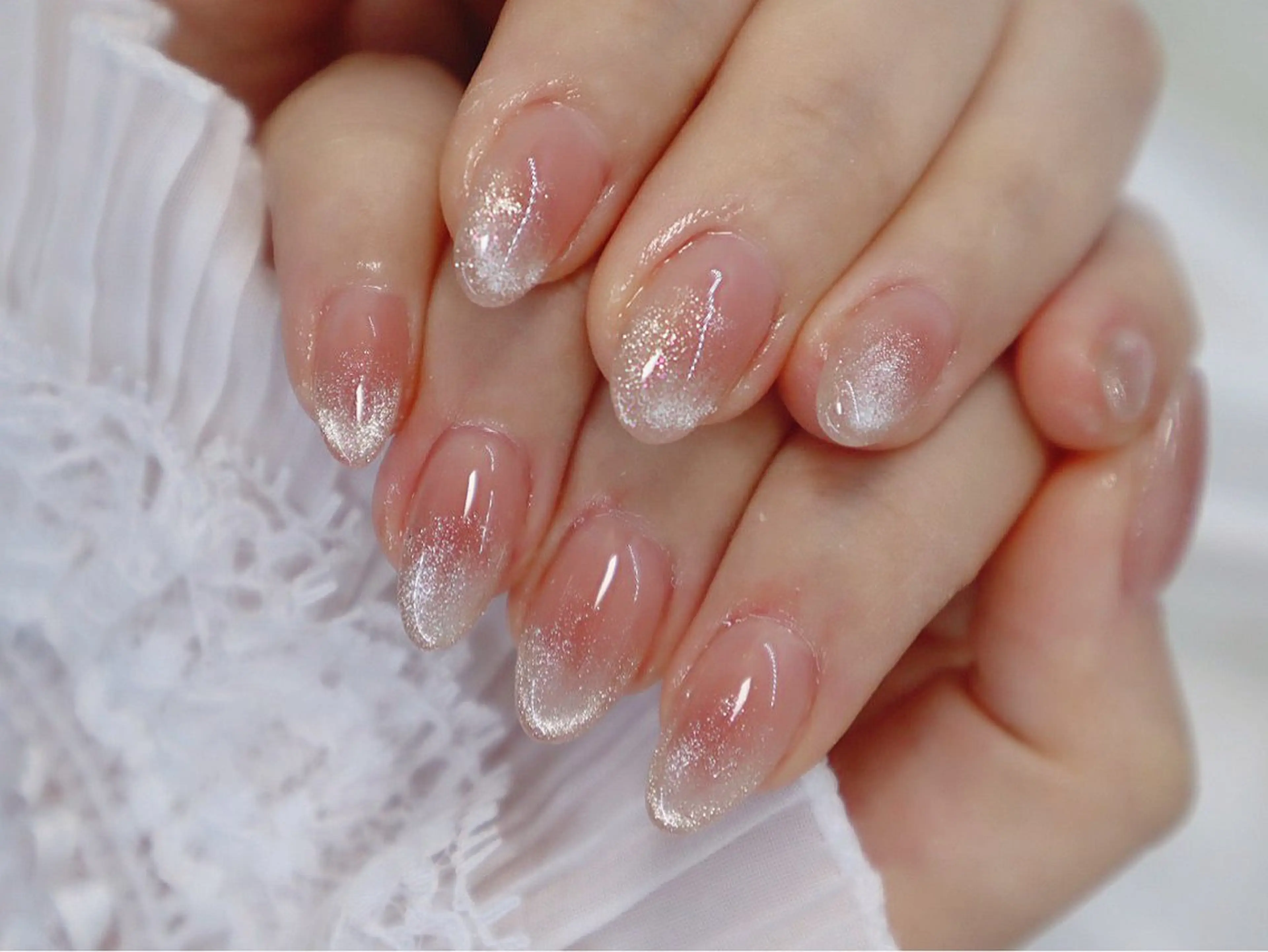 ネイル チークネイル マグネットネイル Liure.所属・Liure. リユールのネイルデザイン