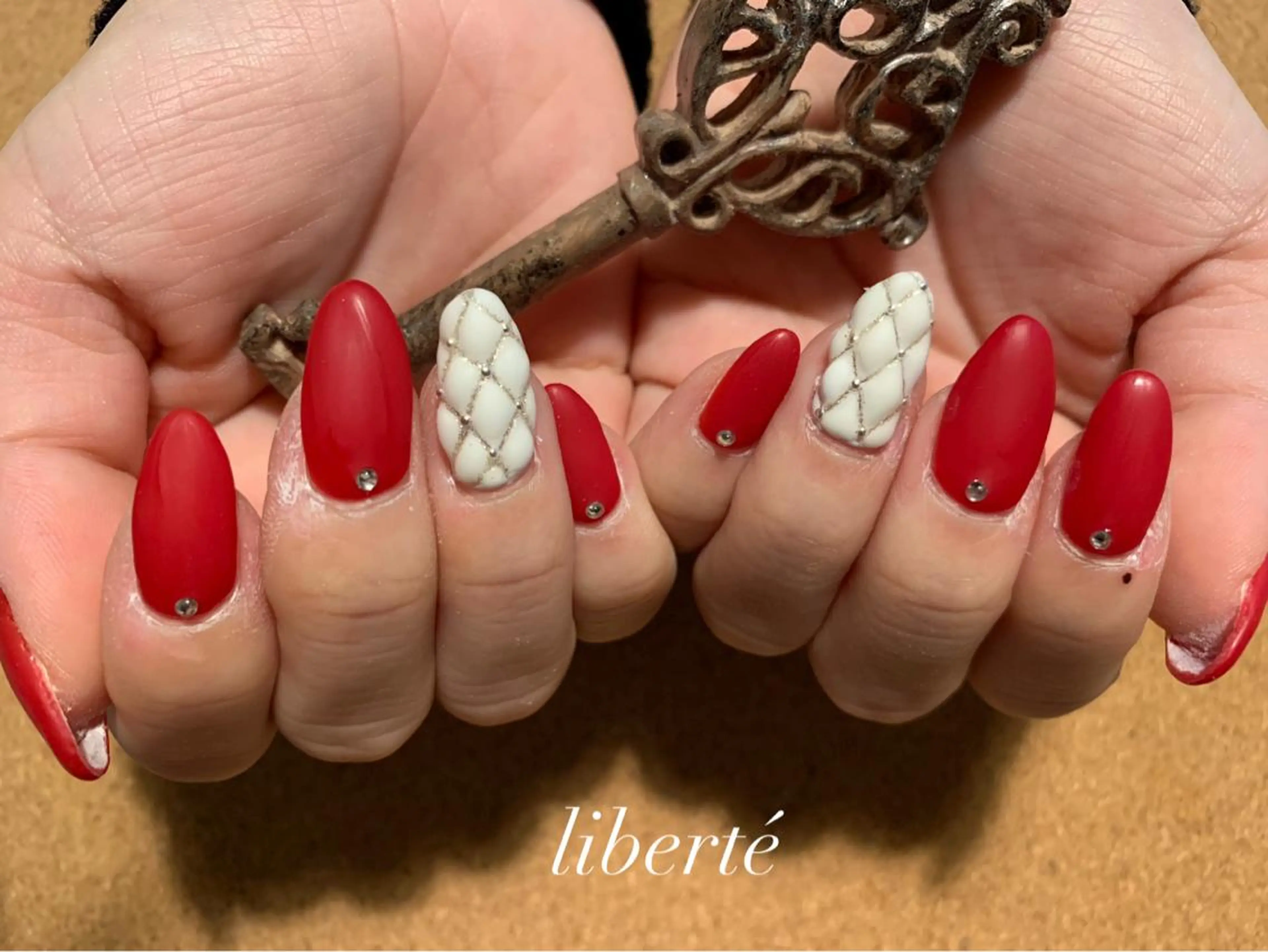 ネイル liberté (リベルテ)のネイルデザイン