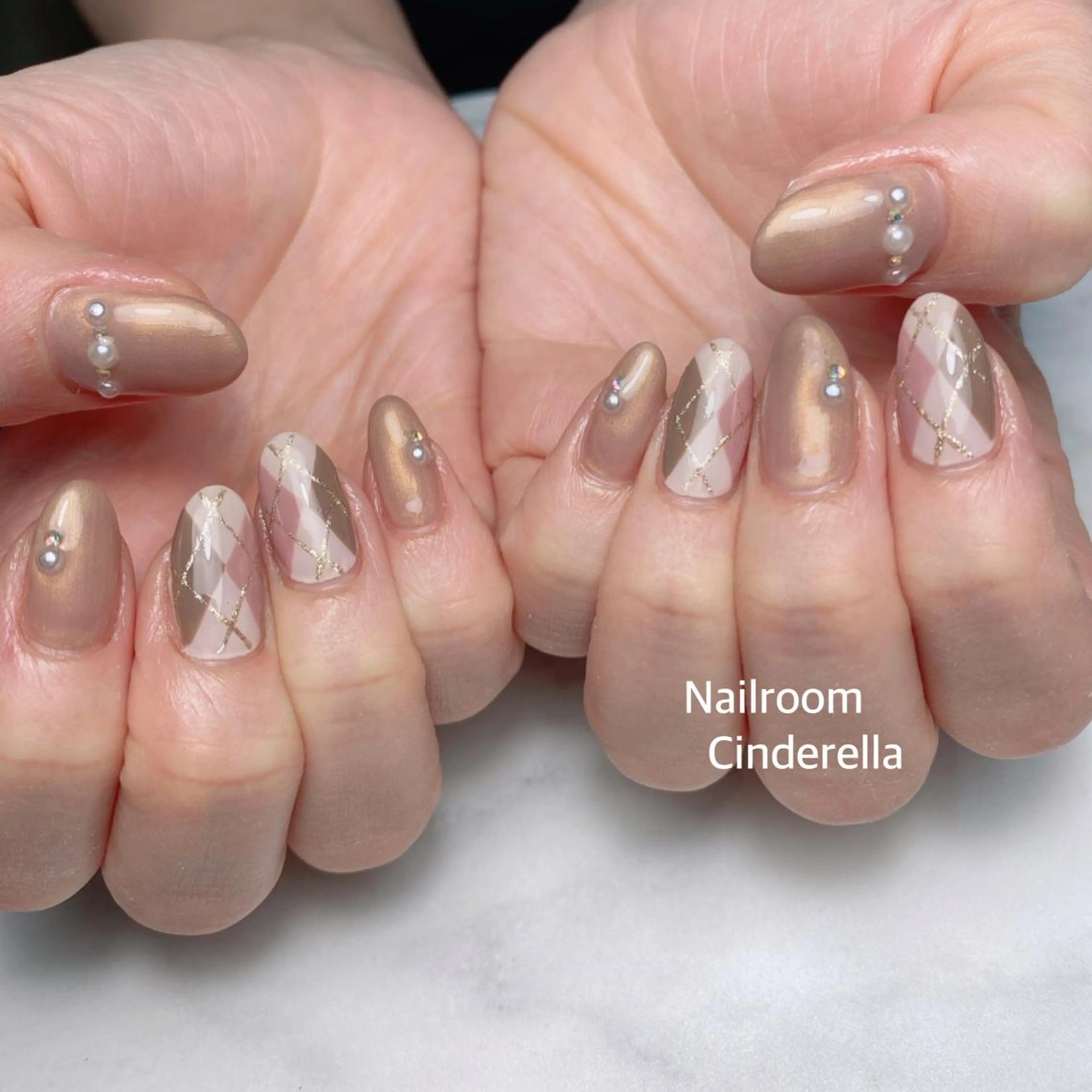 ネイル Nailroom. Cinderellaのネイルデザイン