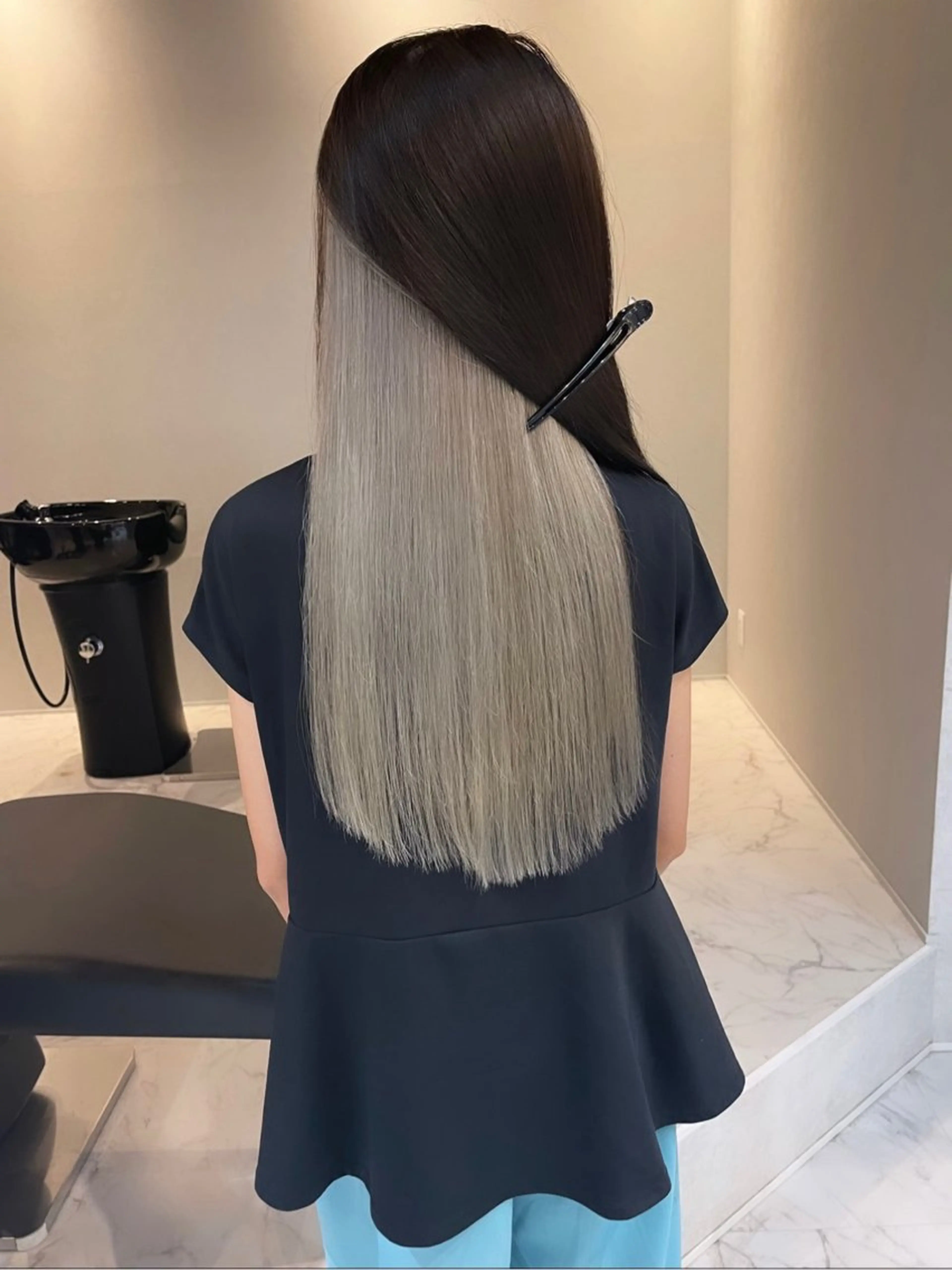 ロング カラー ヘアアレンジ バレイヤージュ デザインカラー ハイライトカラー 外国人風カラー ハイライト アンドウ ユウ/ レイヤーカット/韓国のヘアスタイル