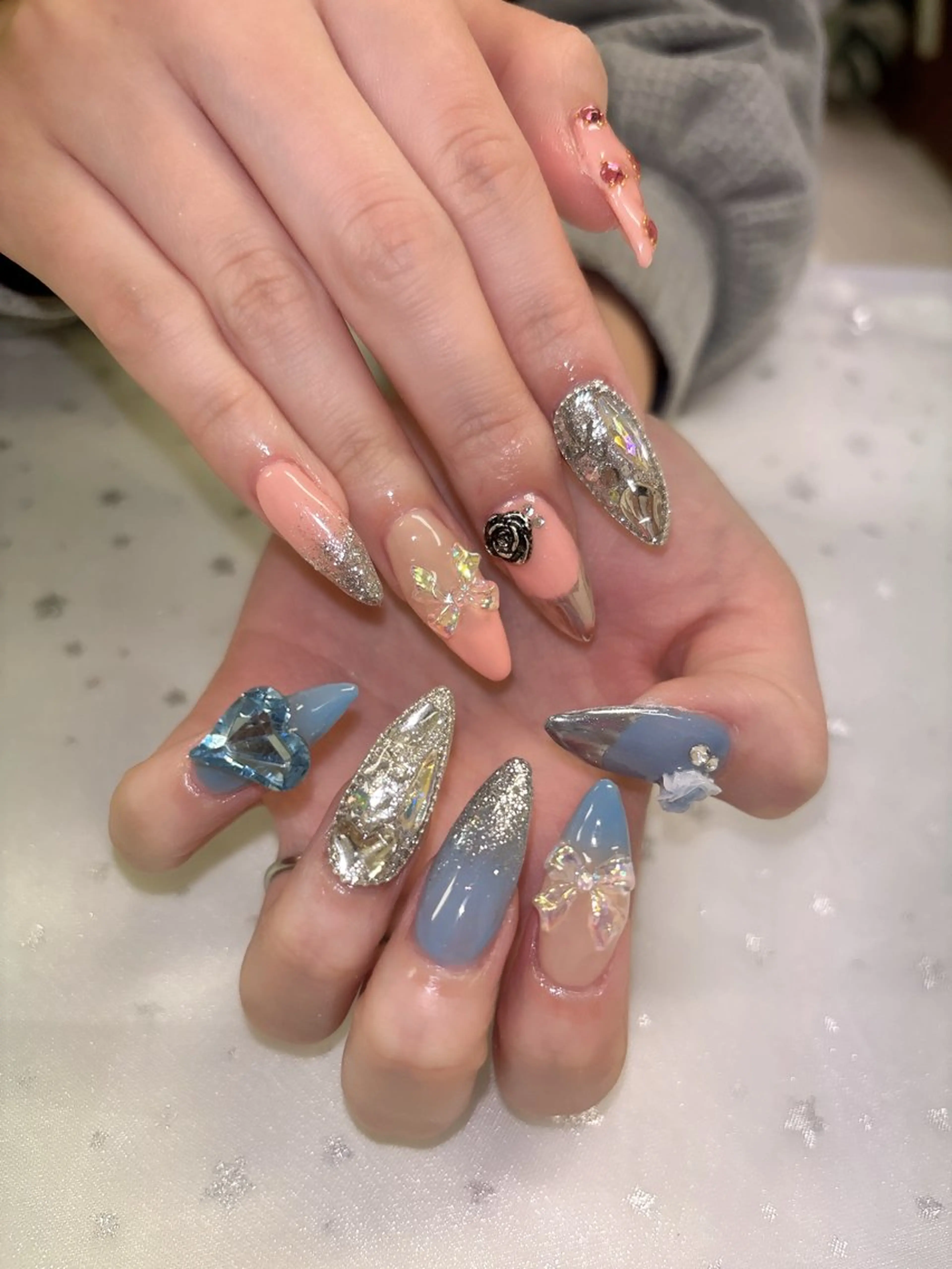 ネイル Natsumi _RIRANのネイルデザイン