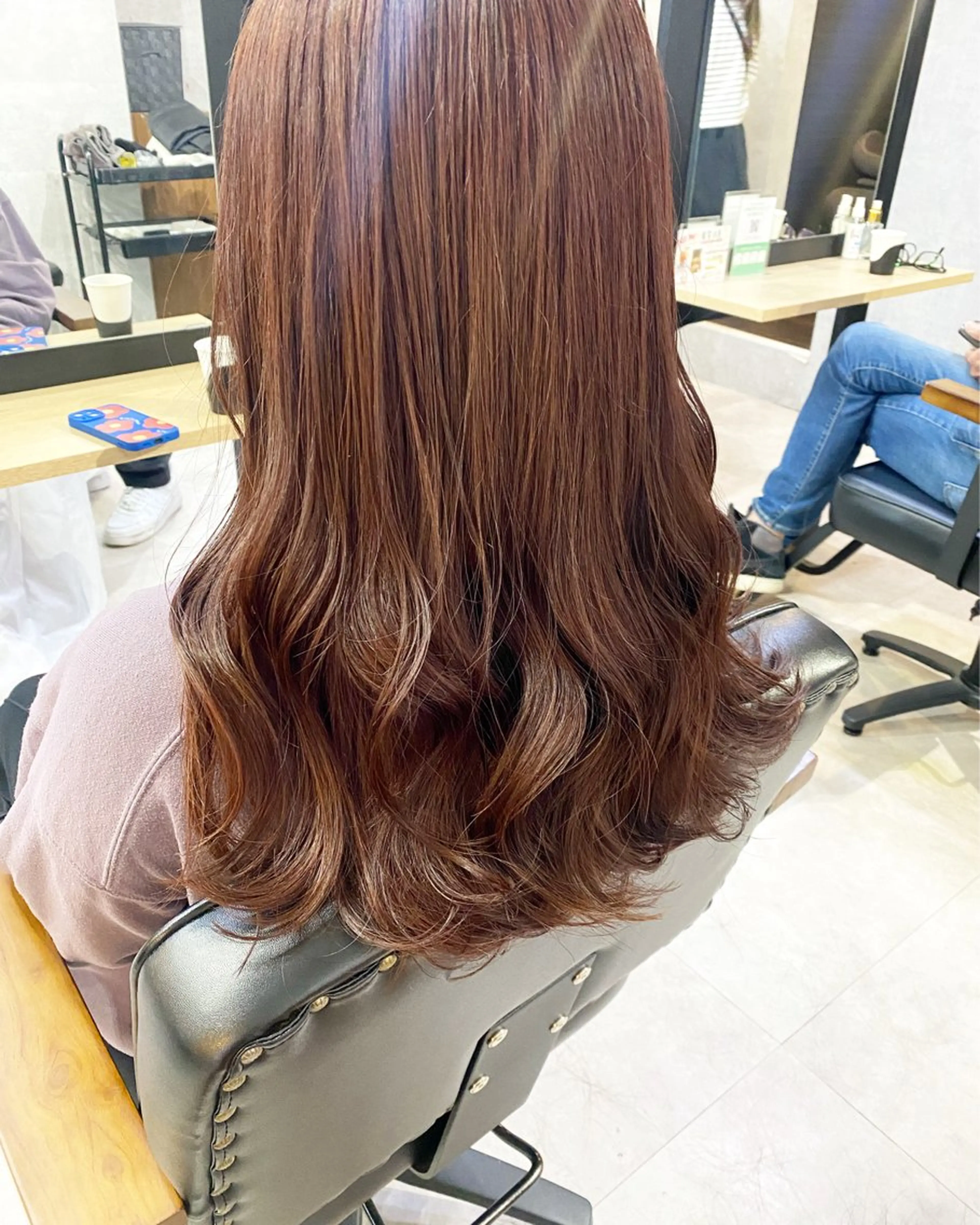 セミロング カラー YU-KA ✂︎ROSSOのヘアスタイル