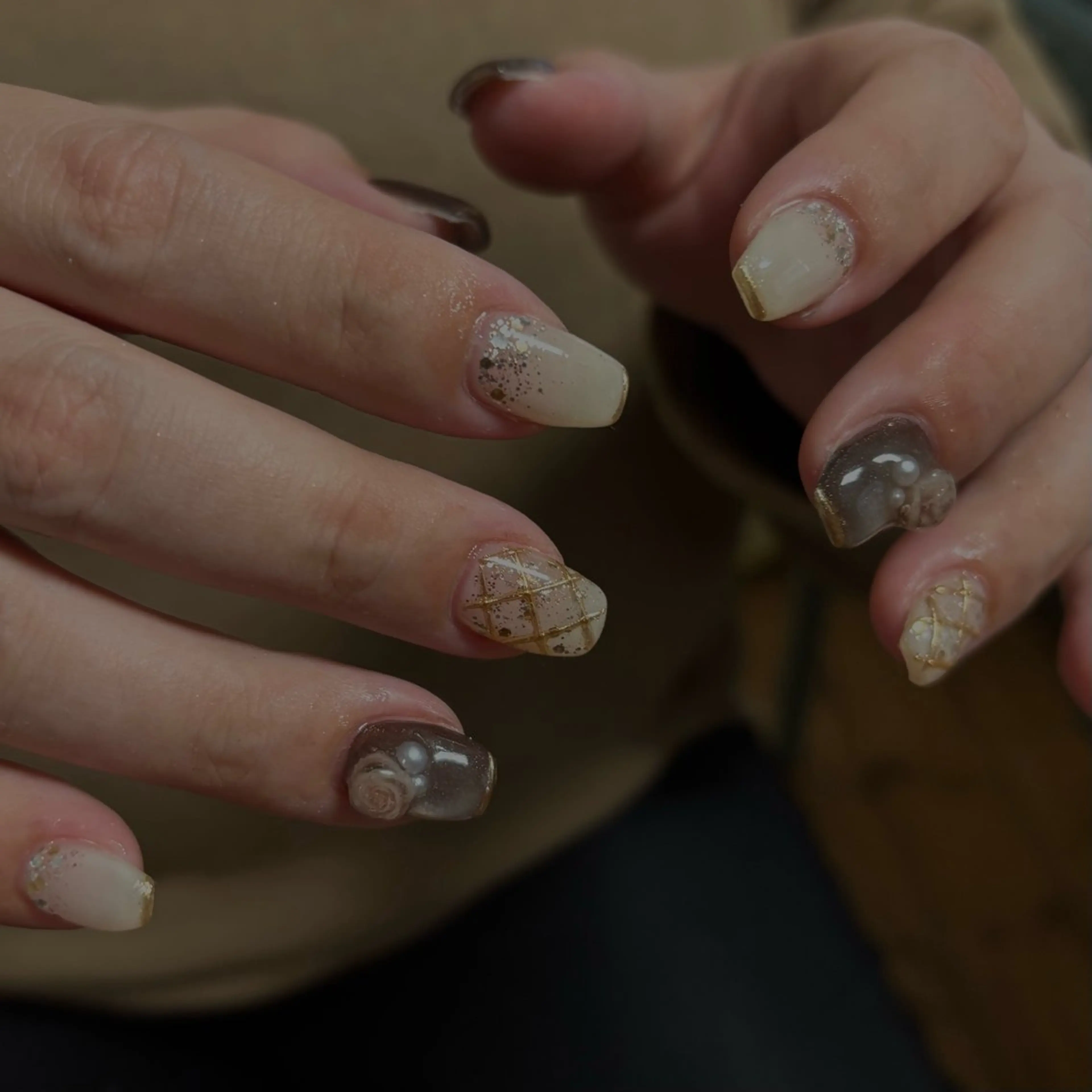ネイル ハンドネイル 爪塗屋 さんのネイルデザイン