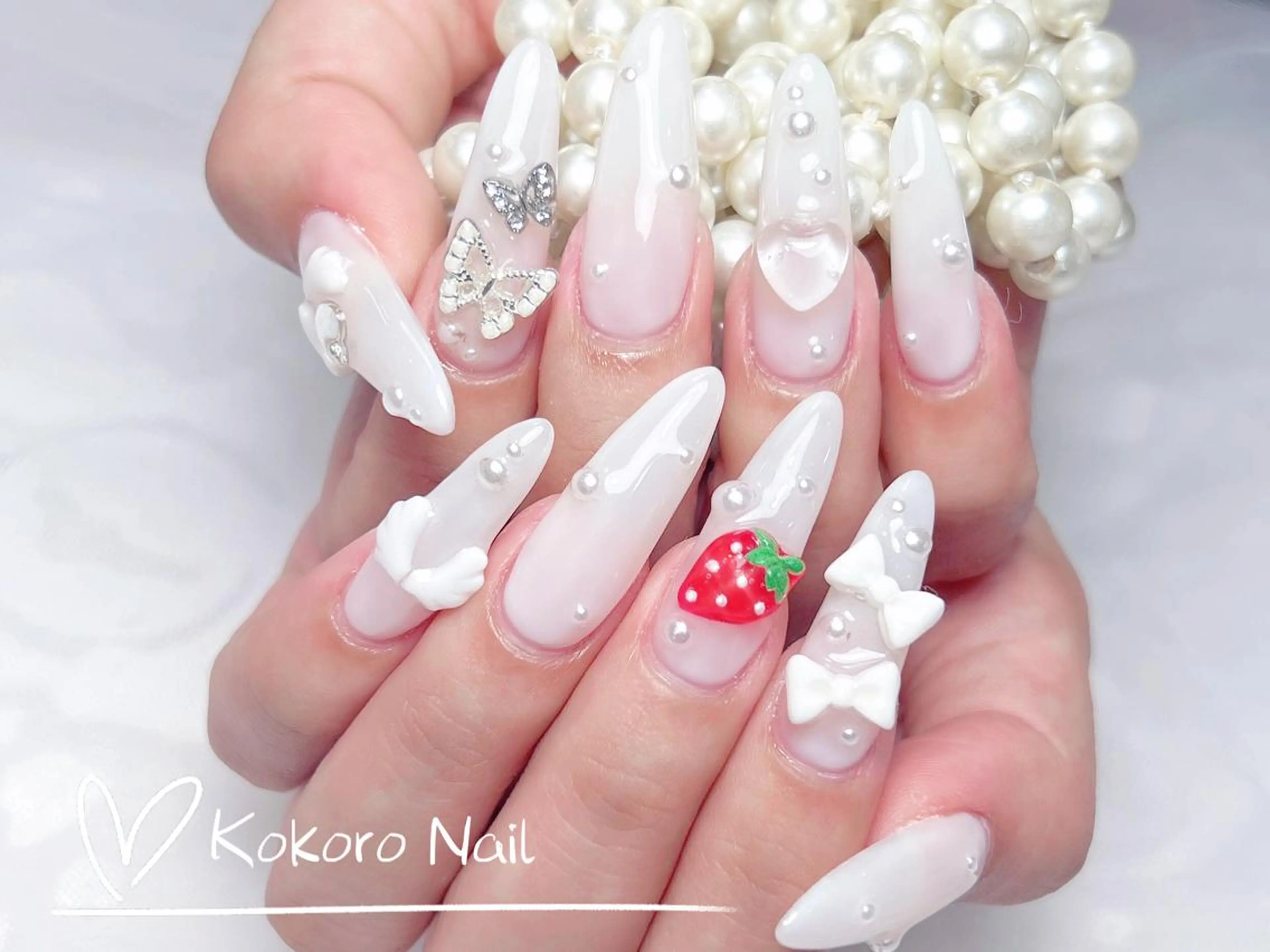 ネイル ハンドネイル ハンドケア Christina 🌸のネイルデザイン