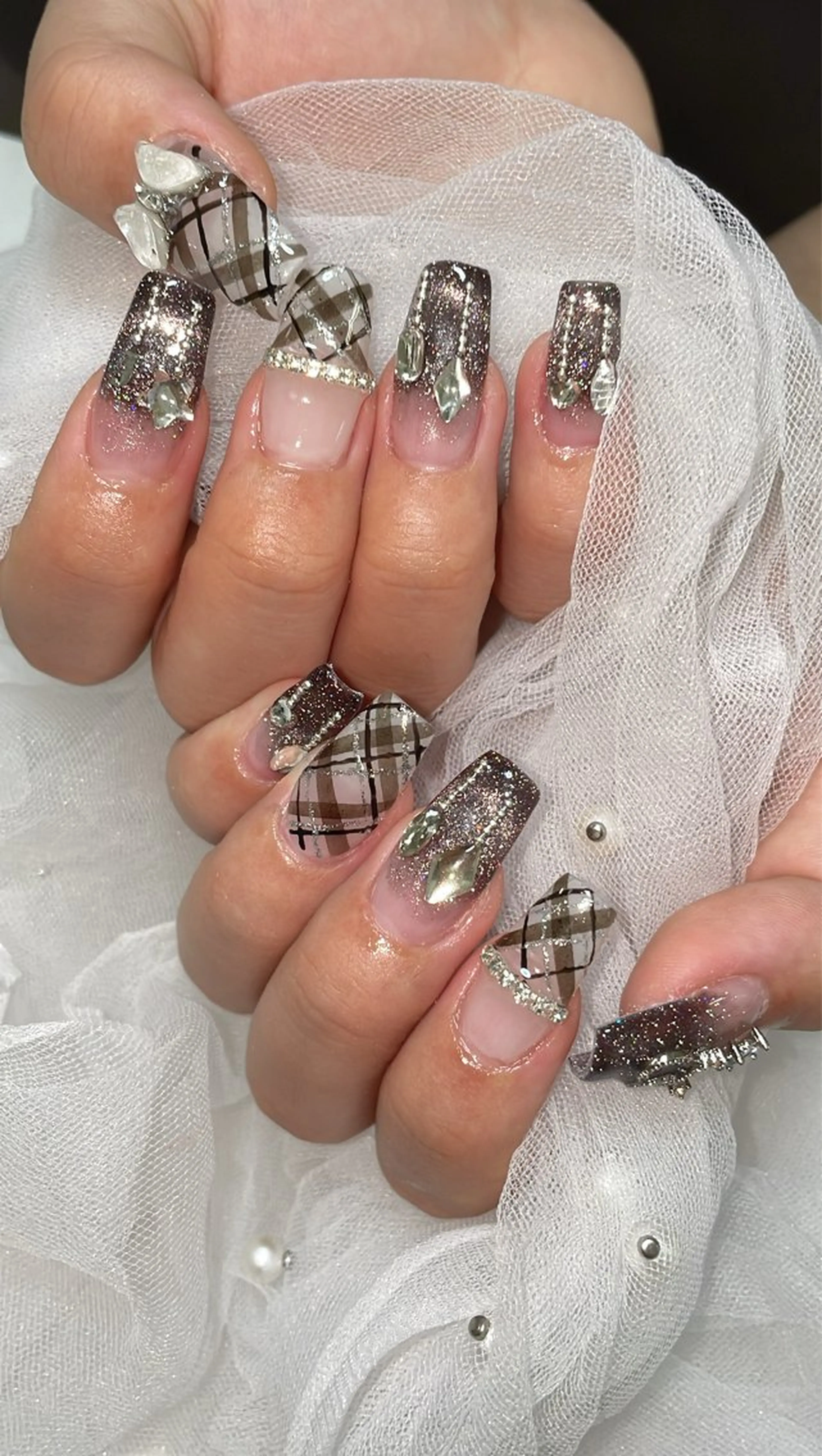 ネイル ハンドネイル ネイルサロンエクラ 🫧Shizukaのネイルデザイン