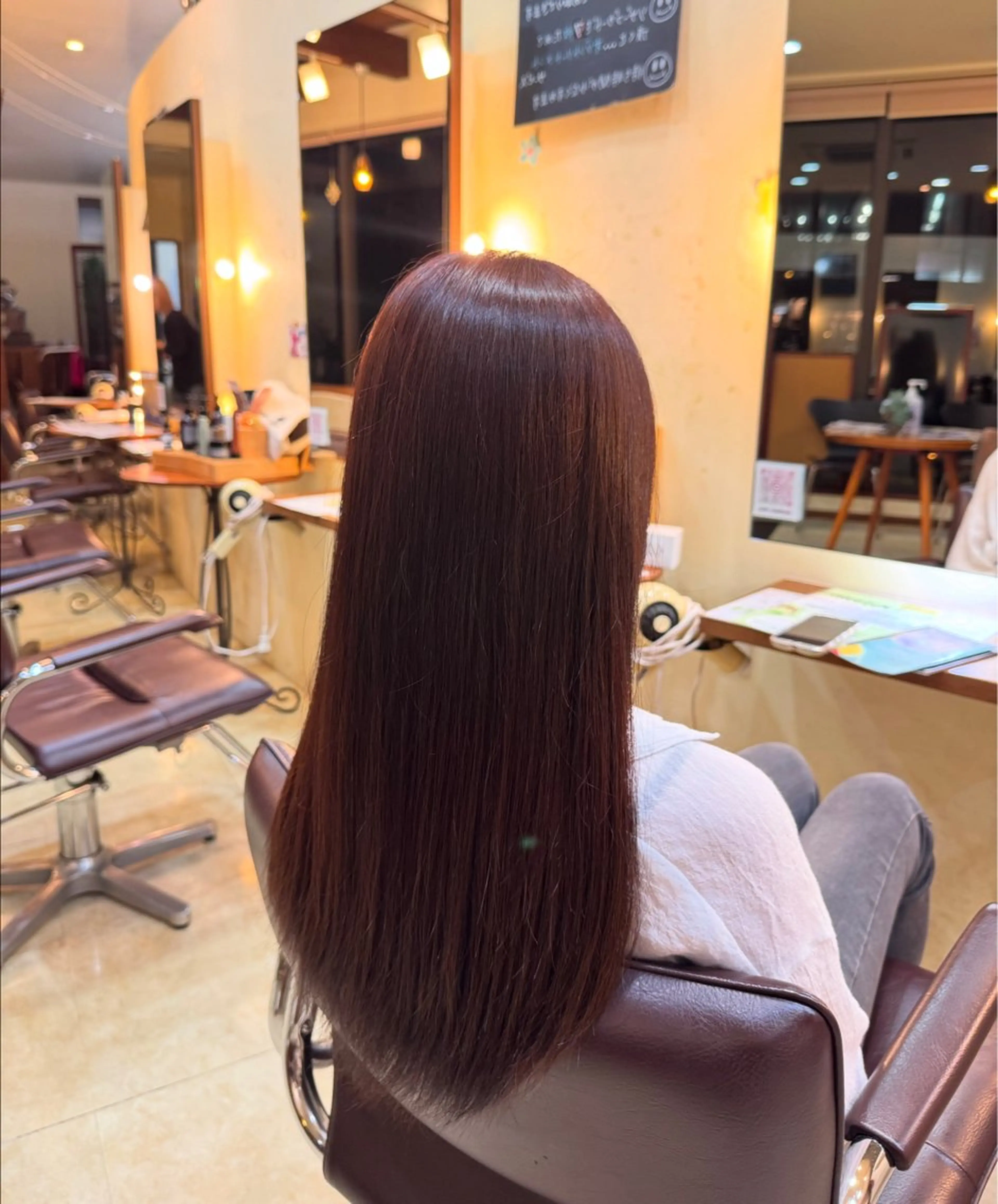 ロング カラー hair&makeRIHGA所属・善方 心音のヘアスタイル