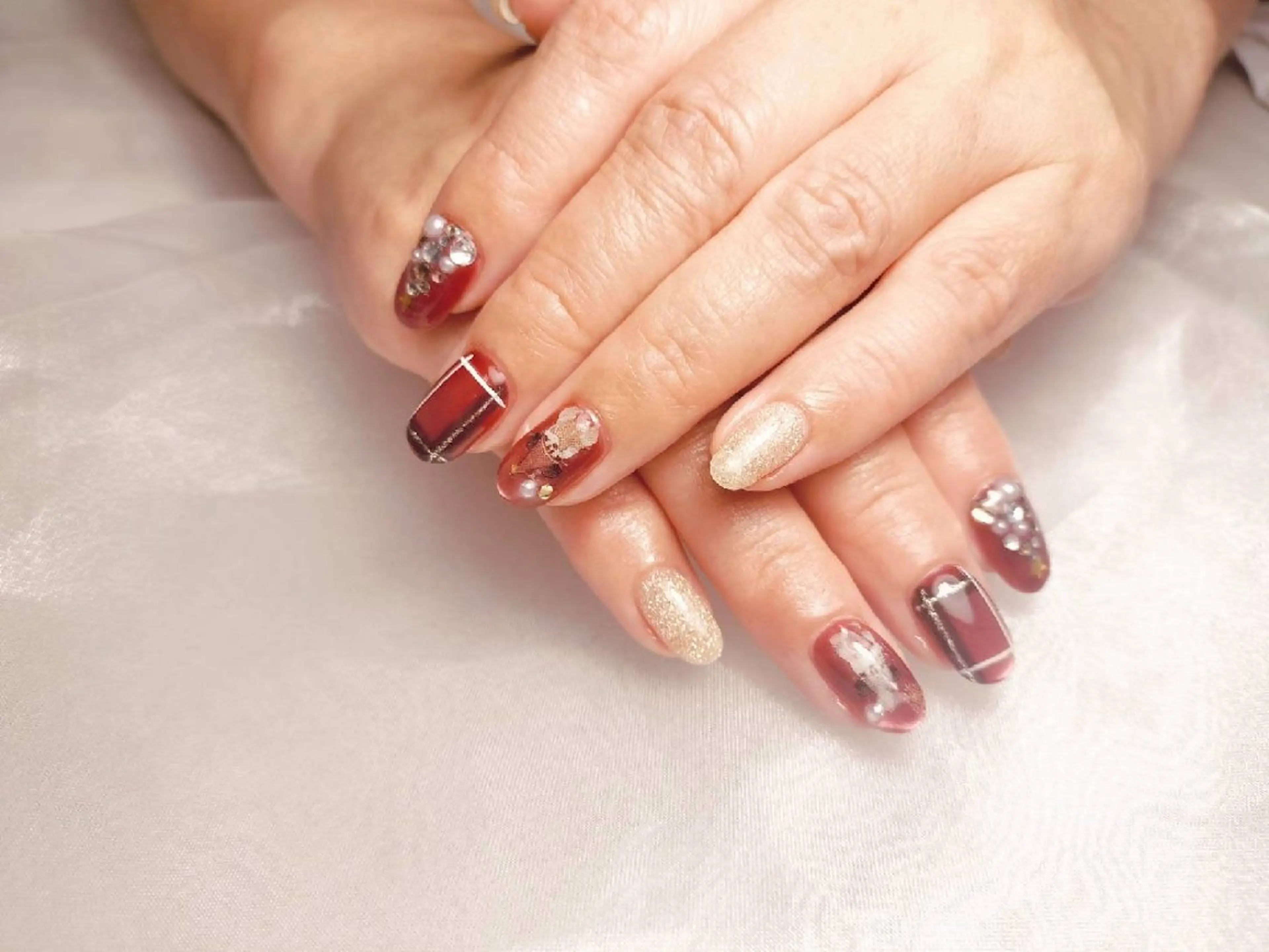 ネイル ハンドネイル 三田 帆乃佳のネイルデザイン