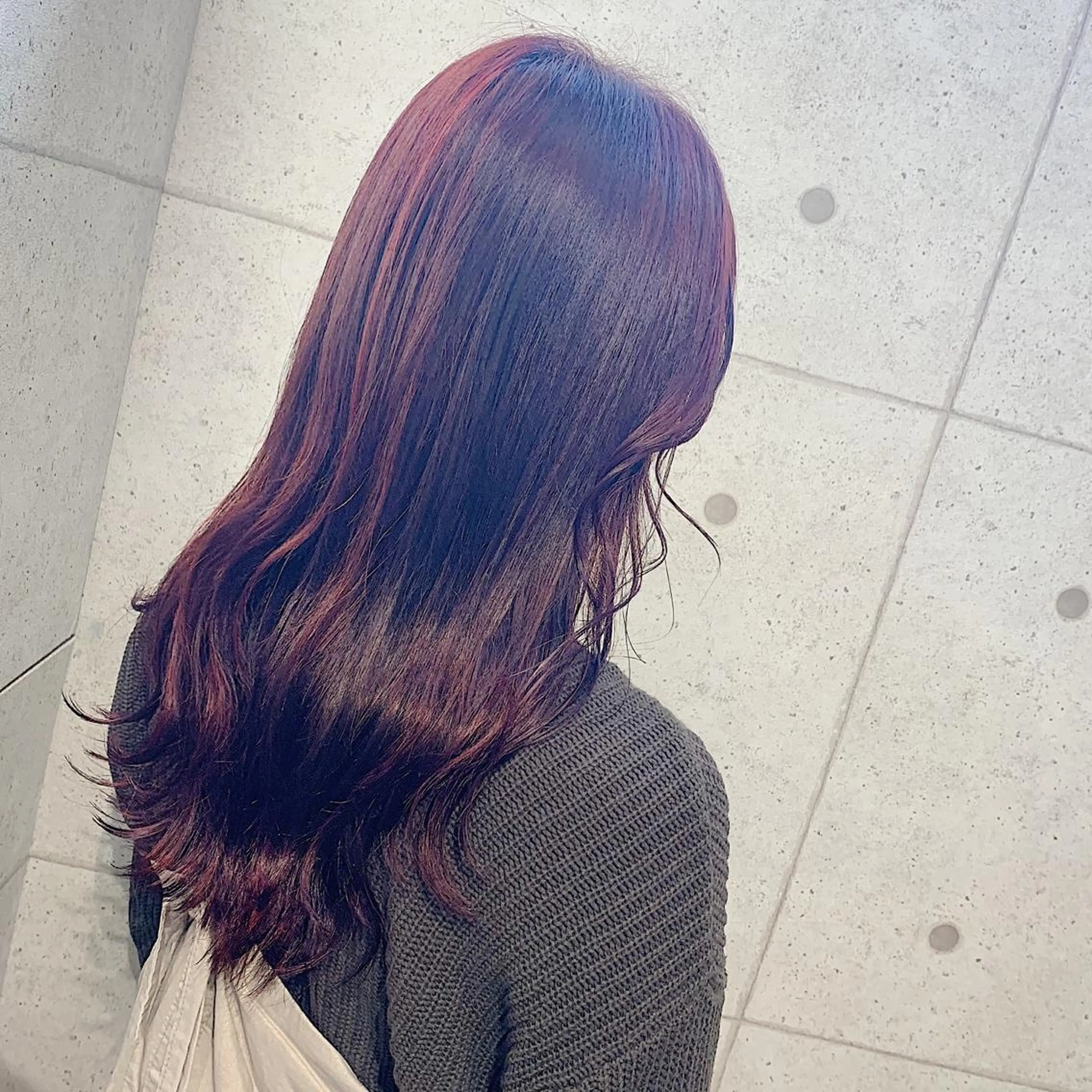 セミロング カラー ボルドーカラー ハイライトカラー ハイライト GO TODAY SHAiRE SALON 町田店所属・🫧大森 知夏🫧のヘアスタイル