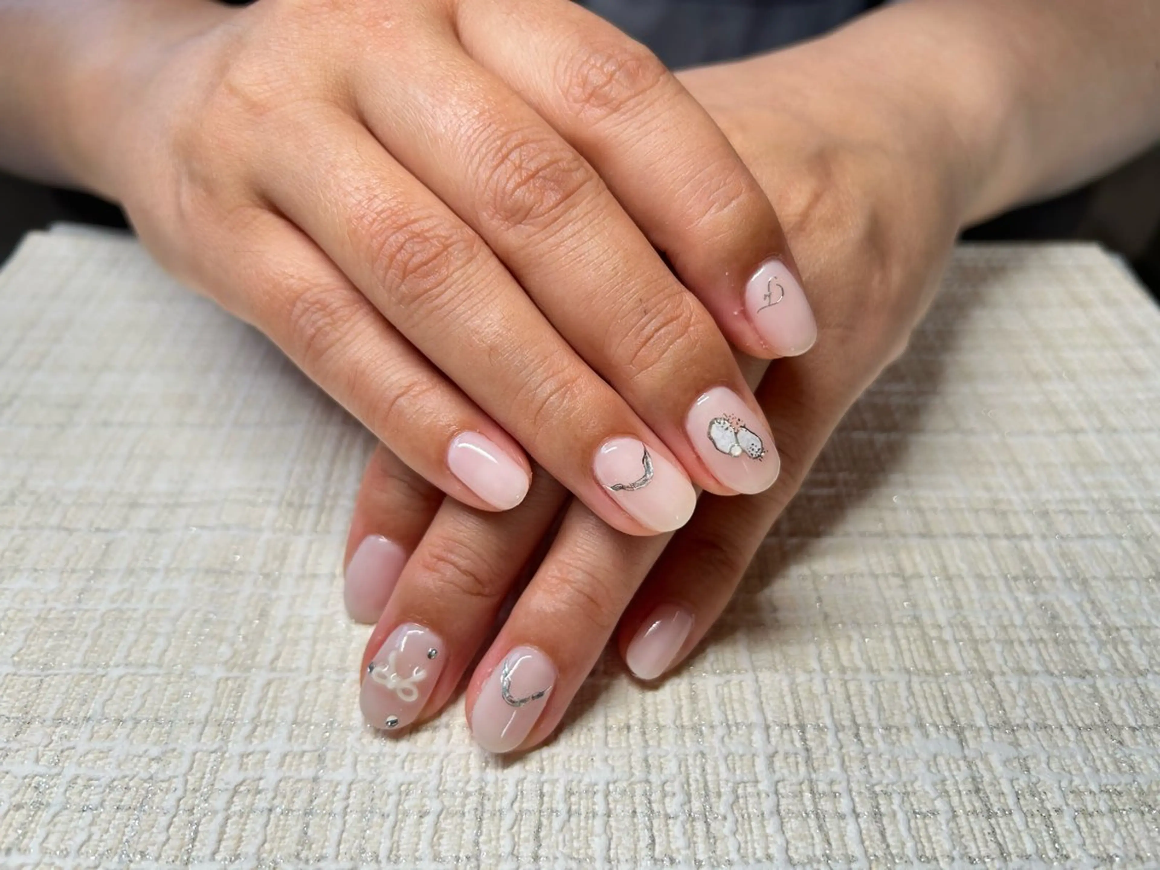 ネイル 持ち込み ワンカラーネイル ハンドネイル Lisa’s Salonのネイルデザイン