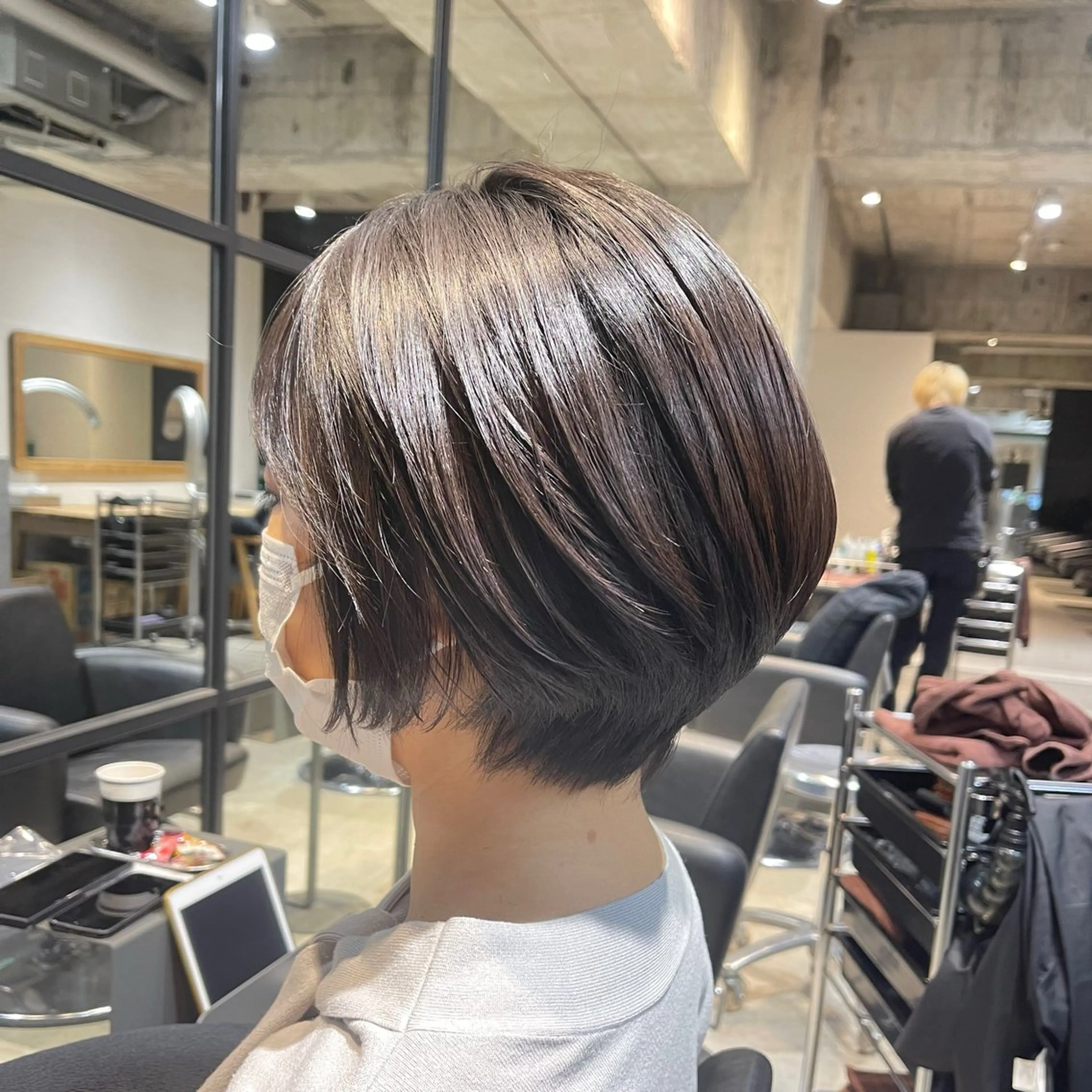 ショート カラー director tatsukiのヘアスタイル