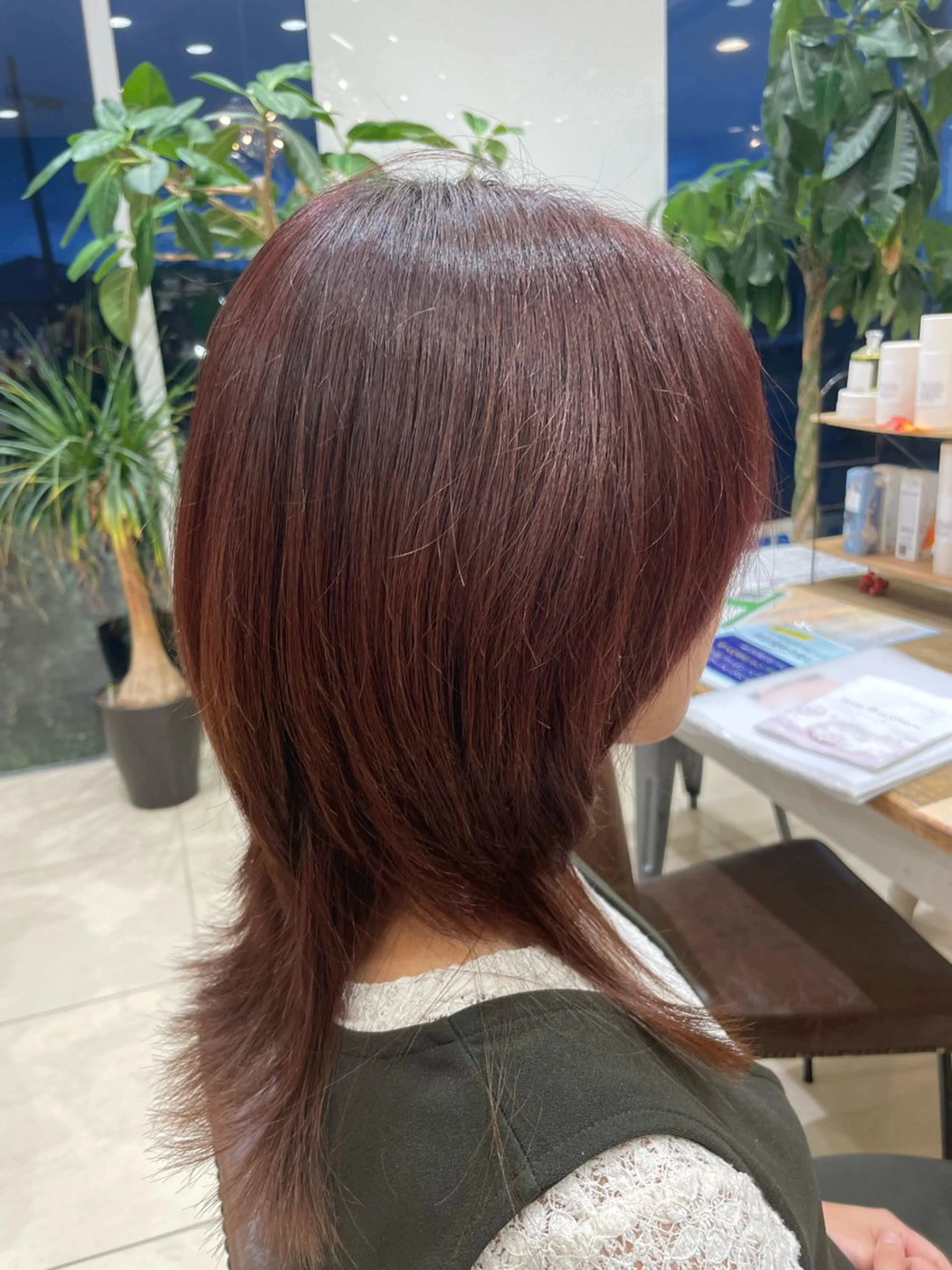 ミディアム カラー ハイトーン×デザイン 🪽🫧HIKARIのヘアスタイル