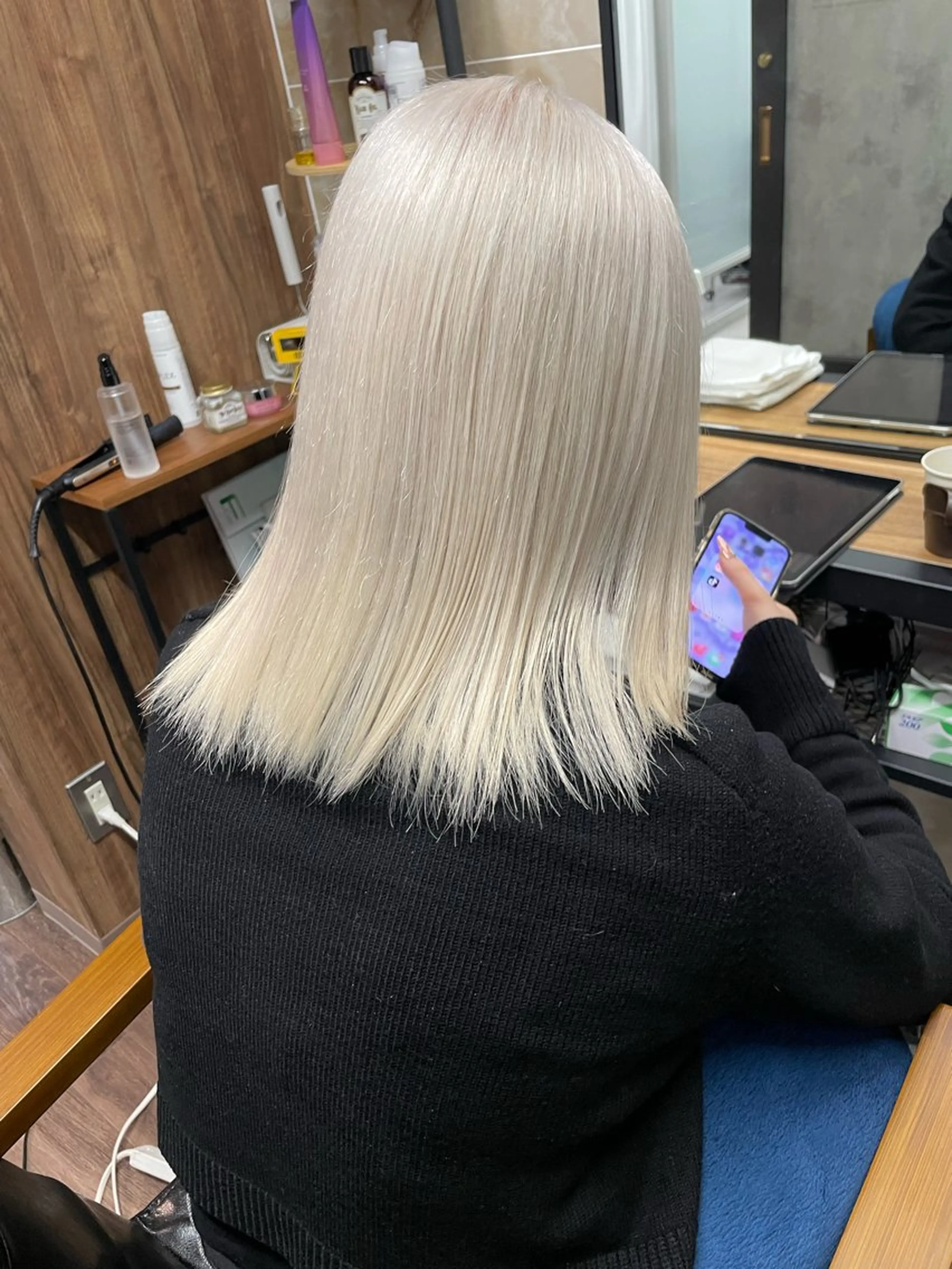 ミディアム カラー ヘアカラー トリートメント Lull (シェアサロンReco VIProom)所属・Lull1人美容室 バレイヤージュのヘアスタイル