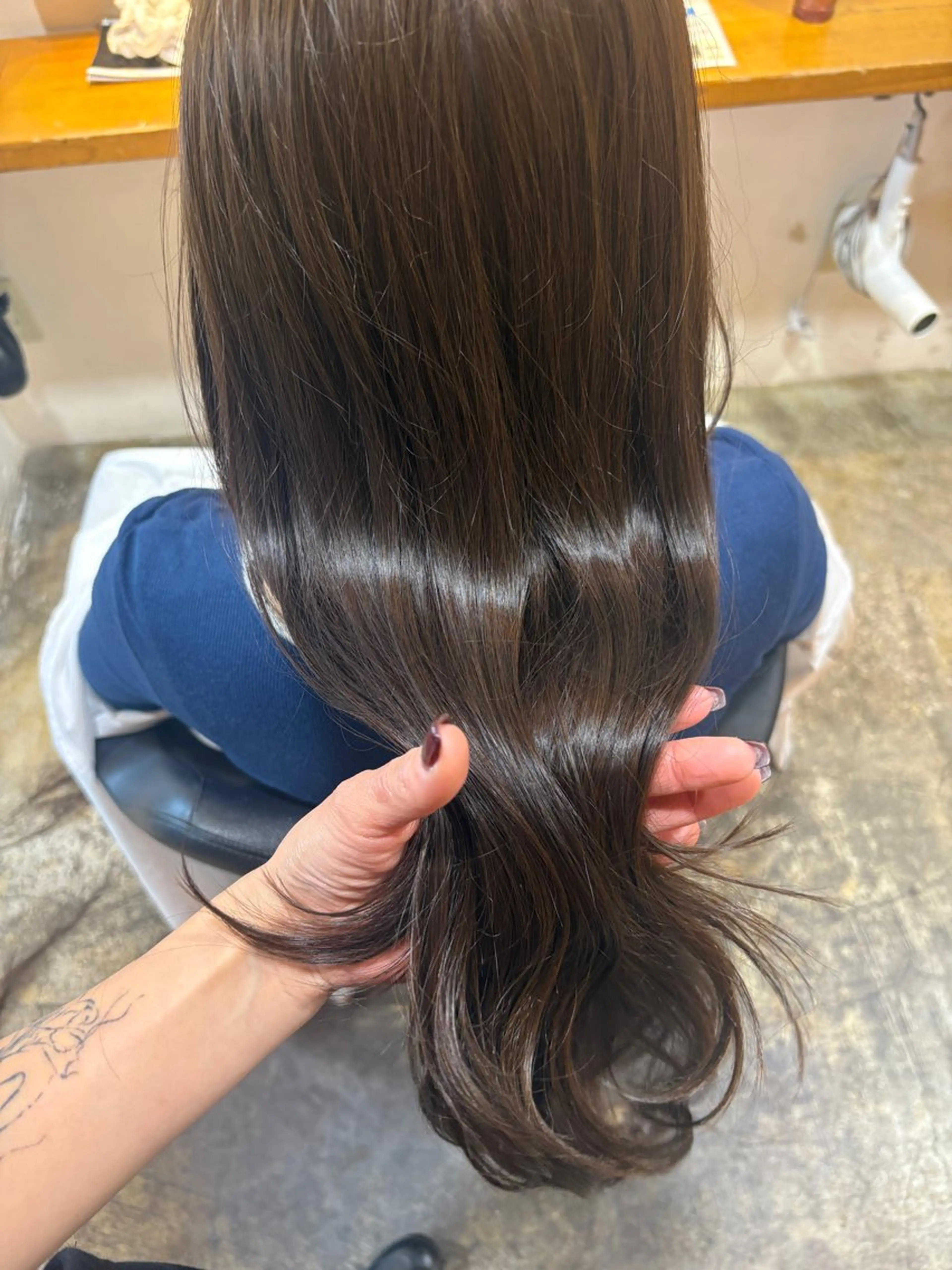 ロング カラー カット ヘアカラー トリートメント RIN／韓国ヘア レイヤーカットのヘアスタイル