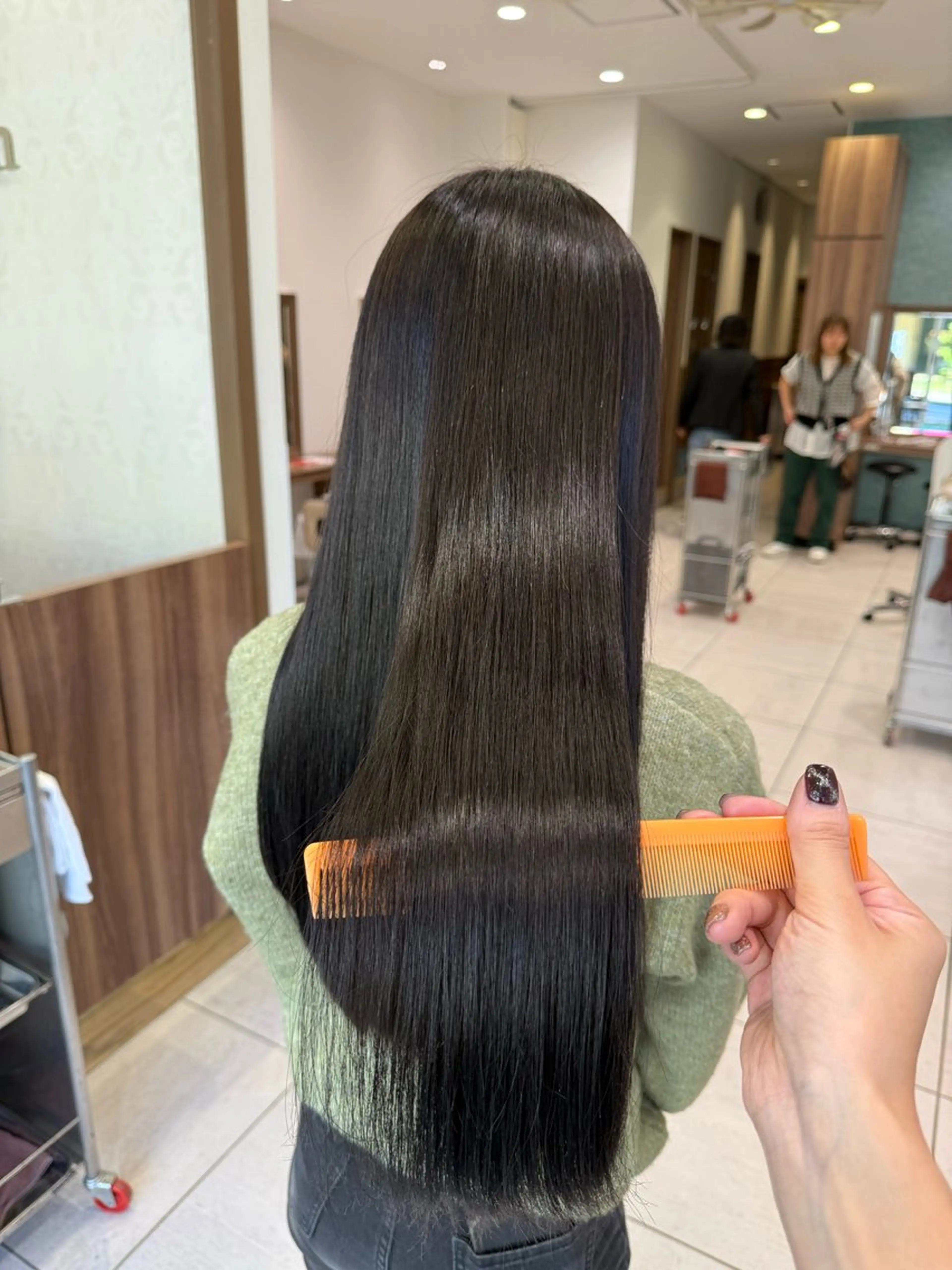 ロング カラー カット ヘアカラー 藤井 真奈美のヘアスタイル