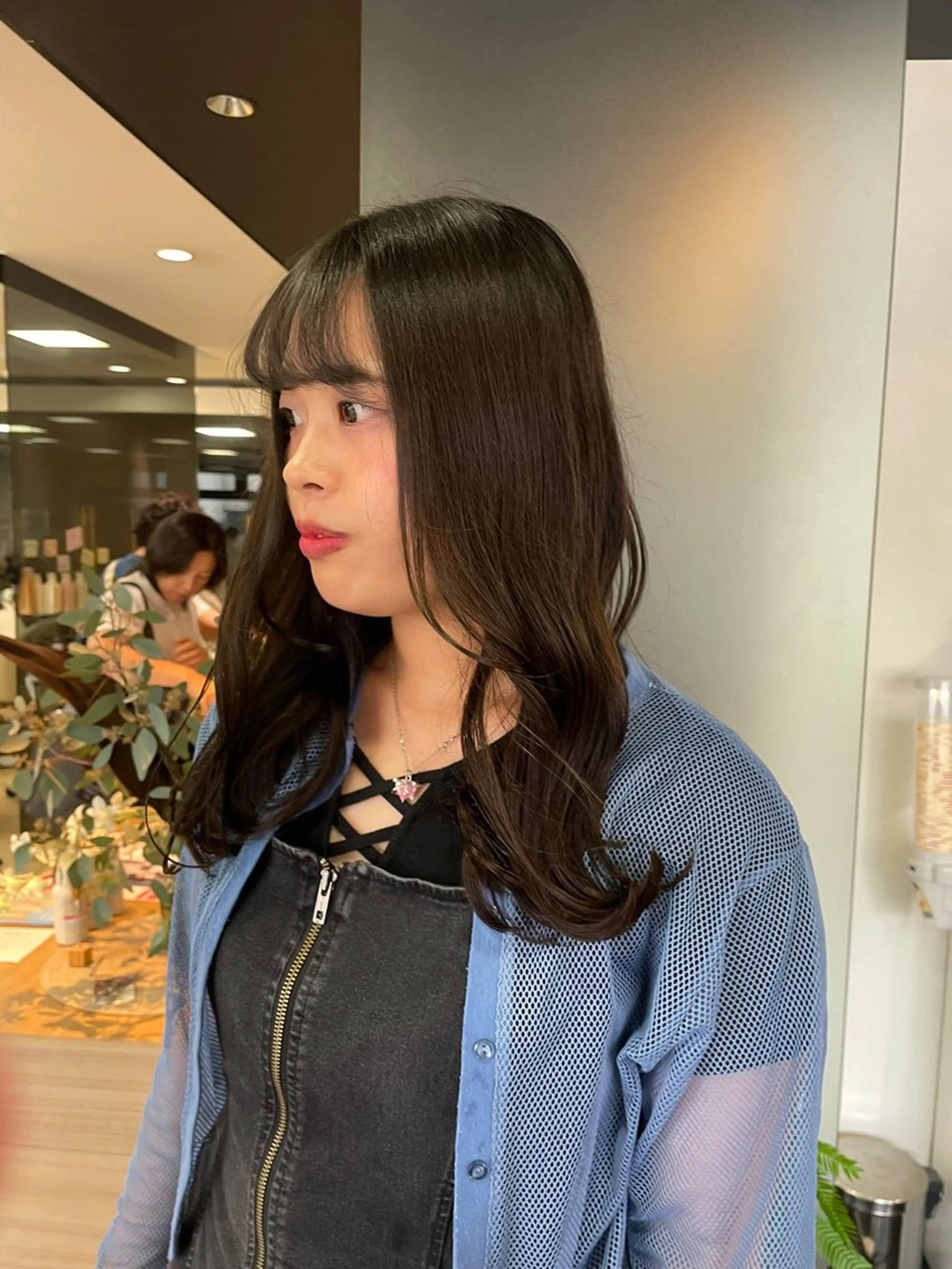 ミディアム カラー ヘアカラー トリートメント ハイトーン/パーソナ ルカラー診断・ユキノのヘアスタイル