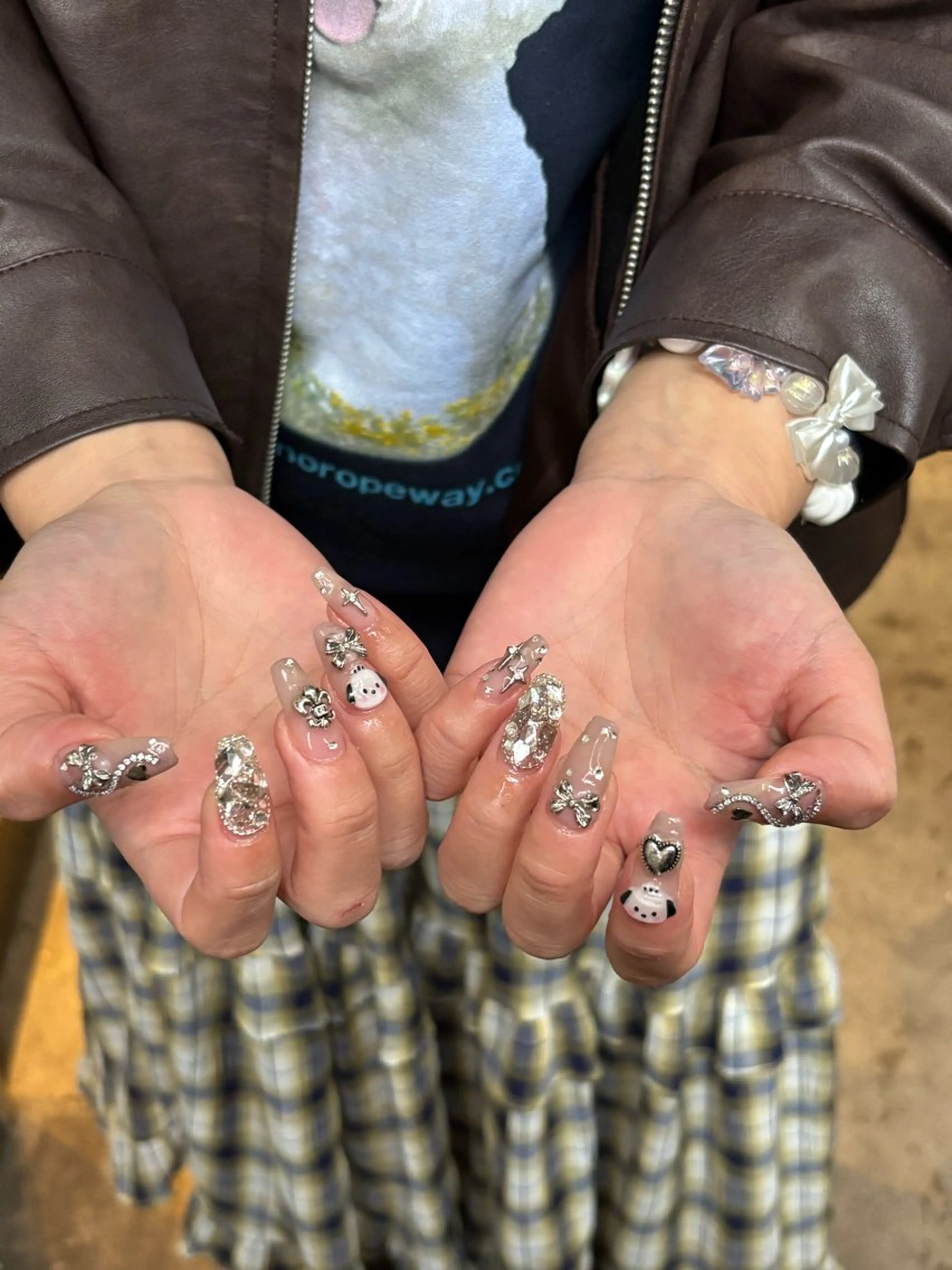 9000円🎉【オフ込み+長さ出し10本】時間内パーツ乗せ放題🍓💎🥝💎🍓💎🥝キャンペーン価格/痛ネイルの写真