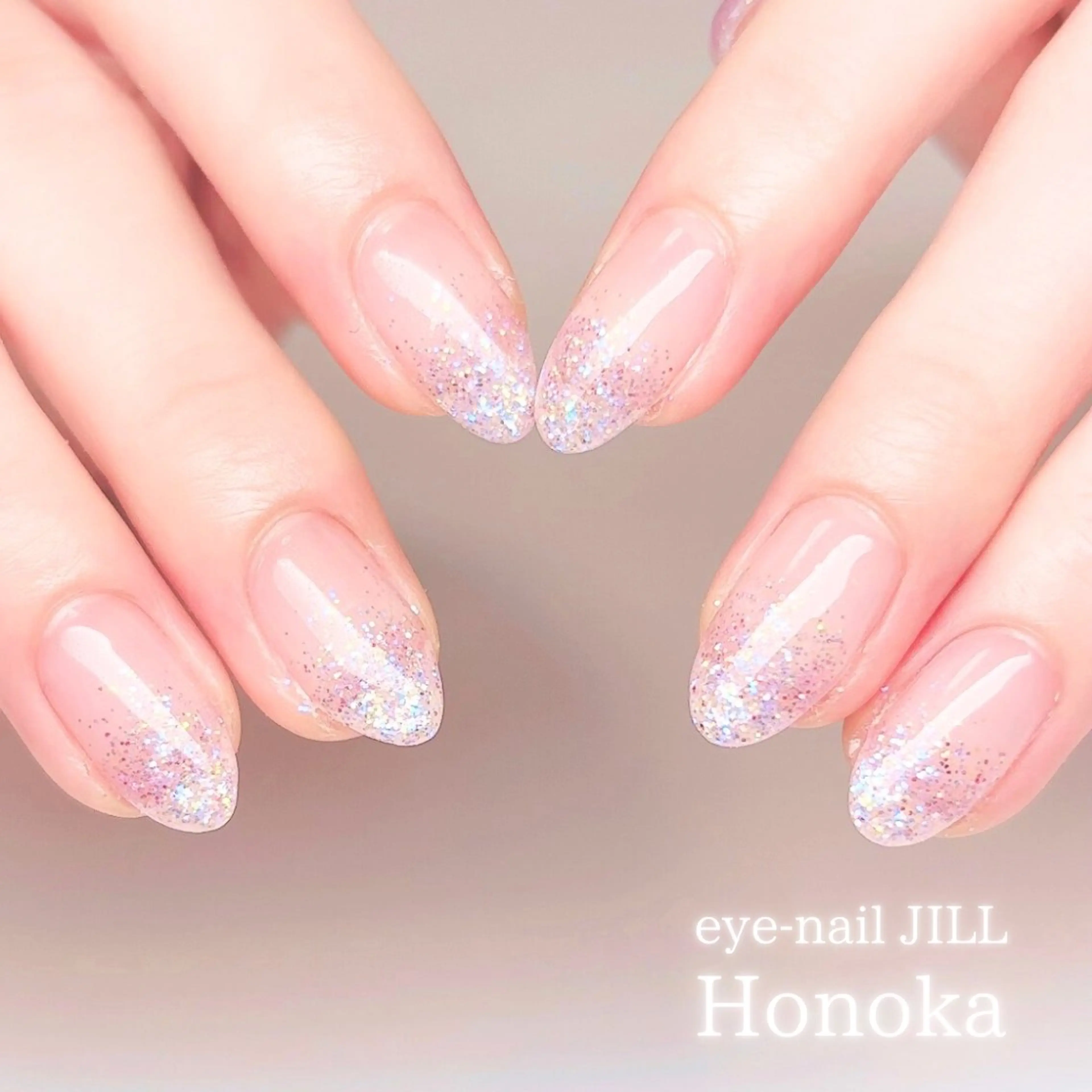 ネイル グラデーション ラメ(グリッター) ラメグラデーション ハンドネイル JILL Honokaのネイルデザイン