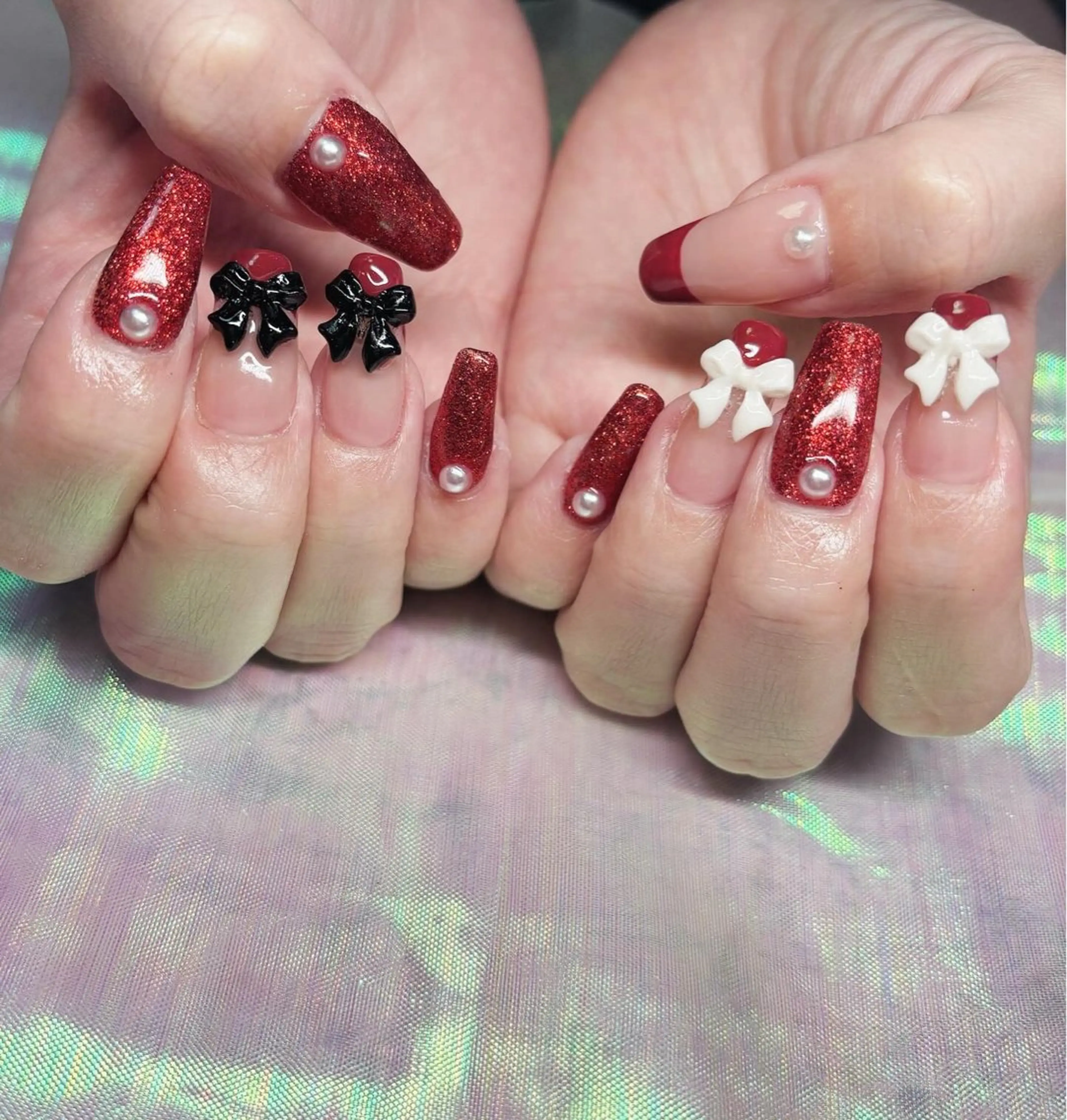 ネイル アートネイル フレンチネイル キラキラネイル ロングネイル ニュアンスネイル ハンドネイル RE💟N.NAIL ラテン系お姉さんのネイルデザイン