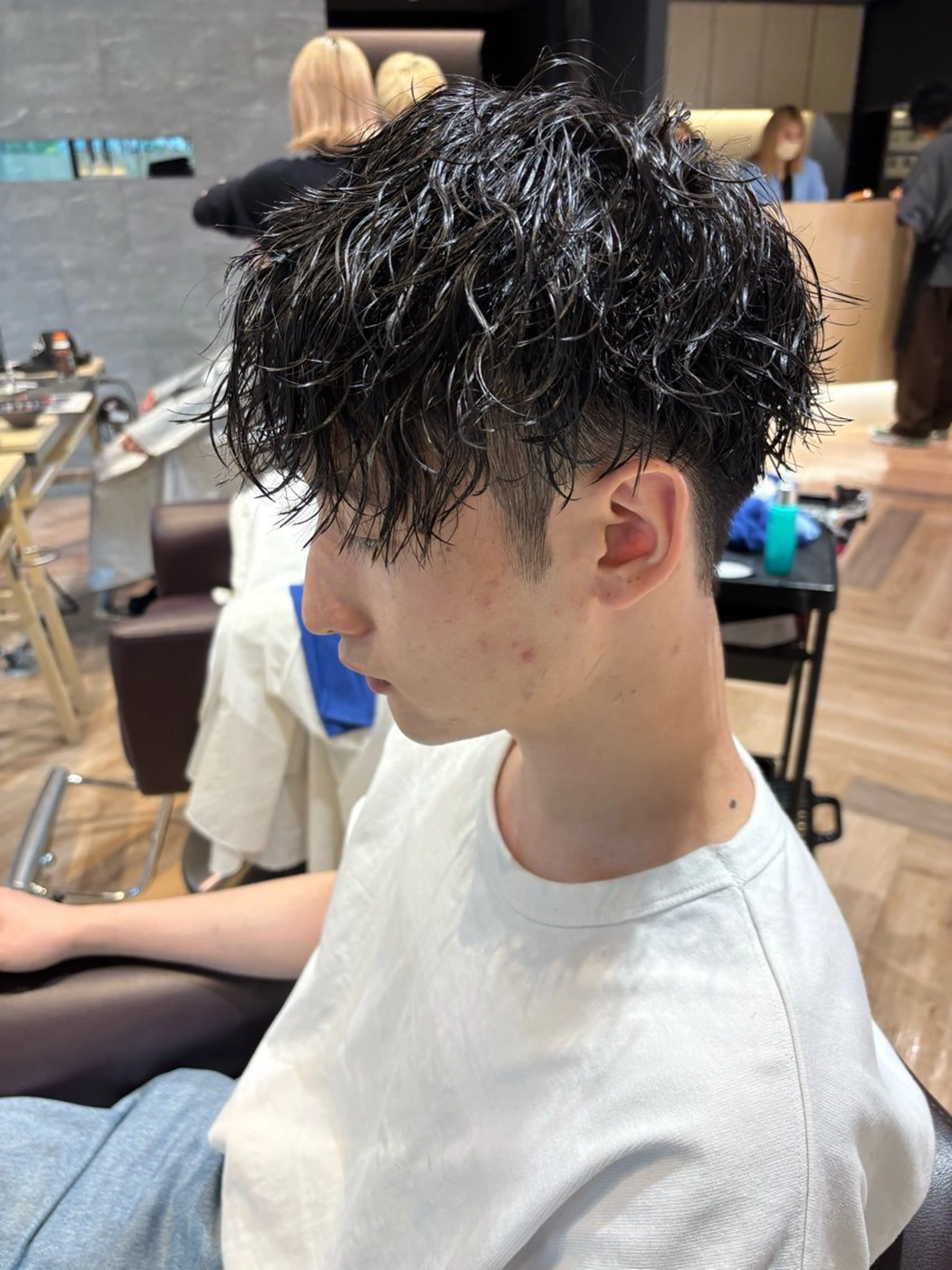 パーマ メンズ メンズパーマ カット パーマ ゆい/パーマ/レイヤ ー/似合わせカラーのヘアスタイル