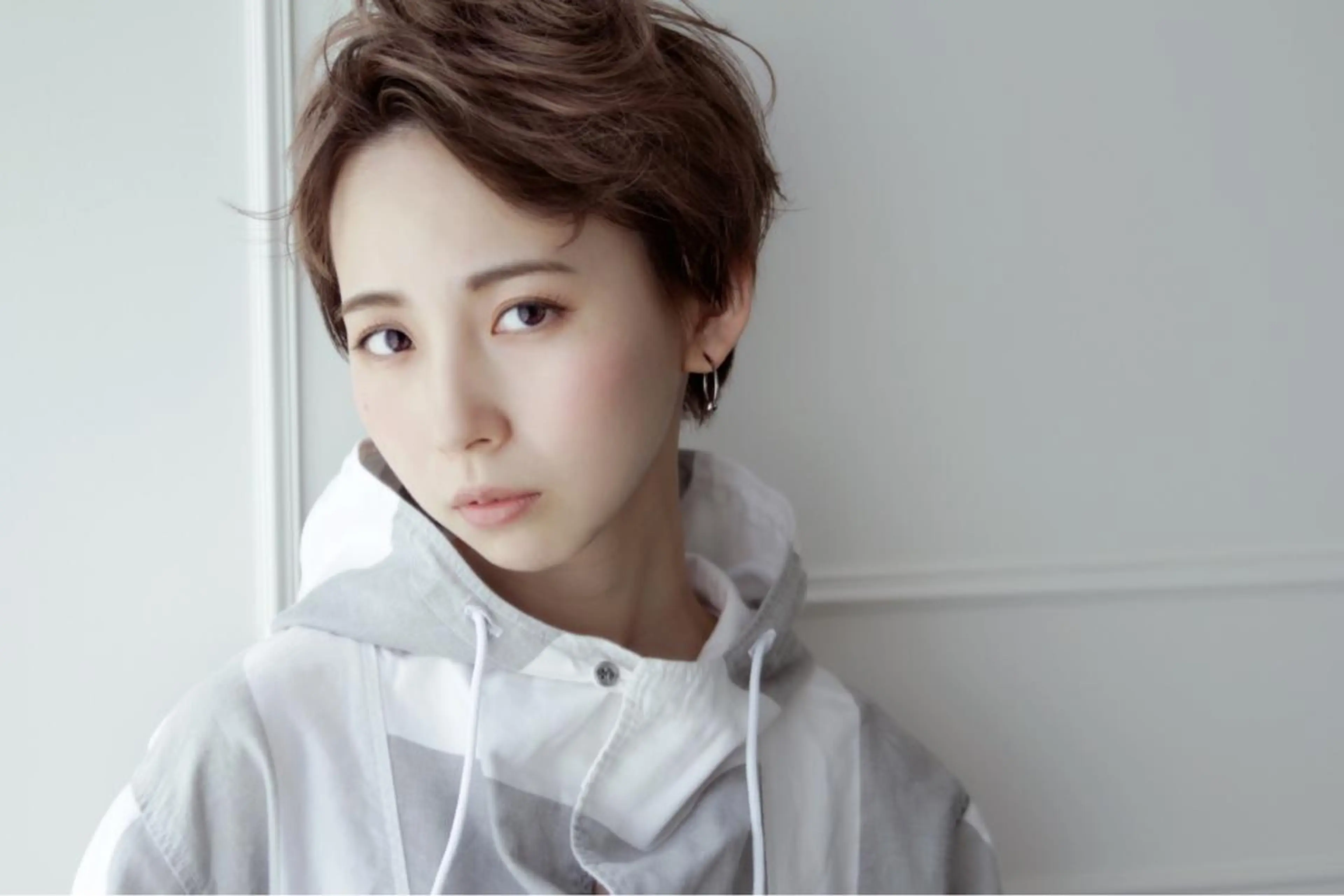 ショート カラー 安村 美奈のヘアスタイル