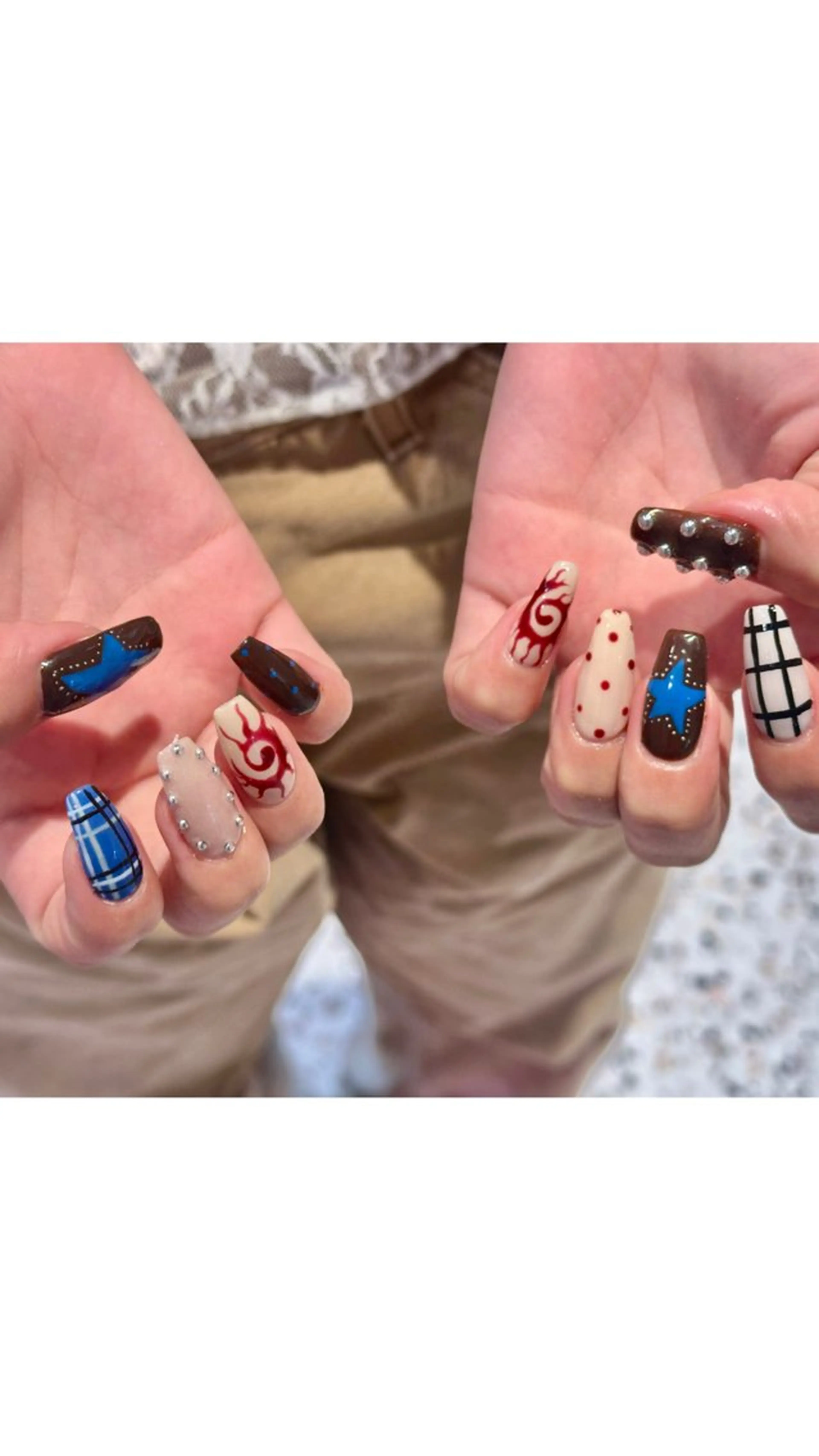 ネイル 長さ出し フットネイル フレンチネイル ジェルネイル ガラスフレンチ ハンドネイル Roy 心斎橋店所属・Roy 心斎橋 IINUMAのネイルデザイン