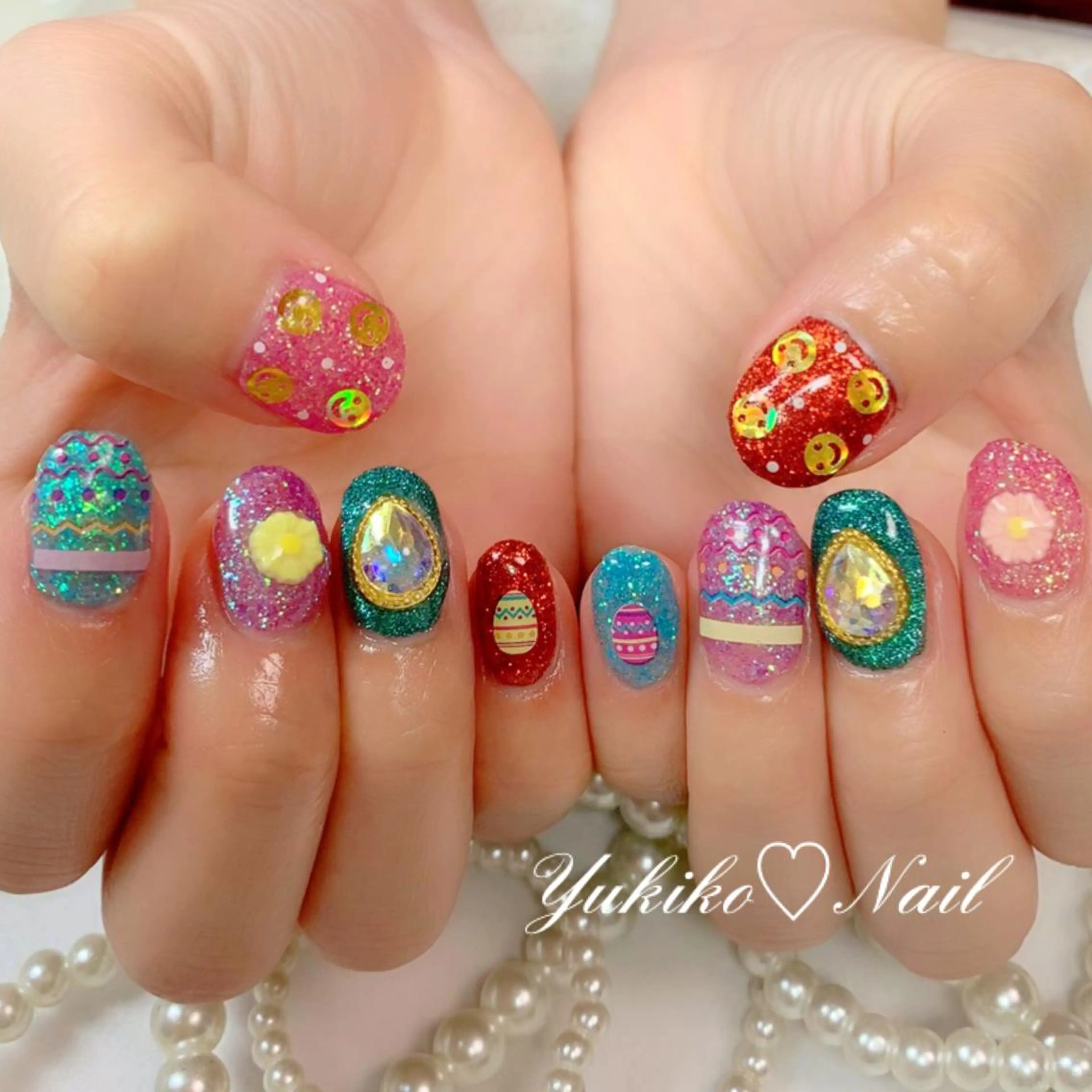 ネイル イースター キラキラネイル 持ち込み ハンドネイル ユキコ ネイルのネイルデザイン