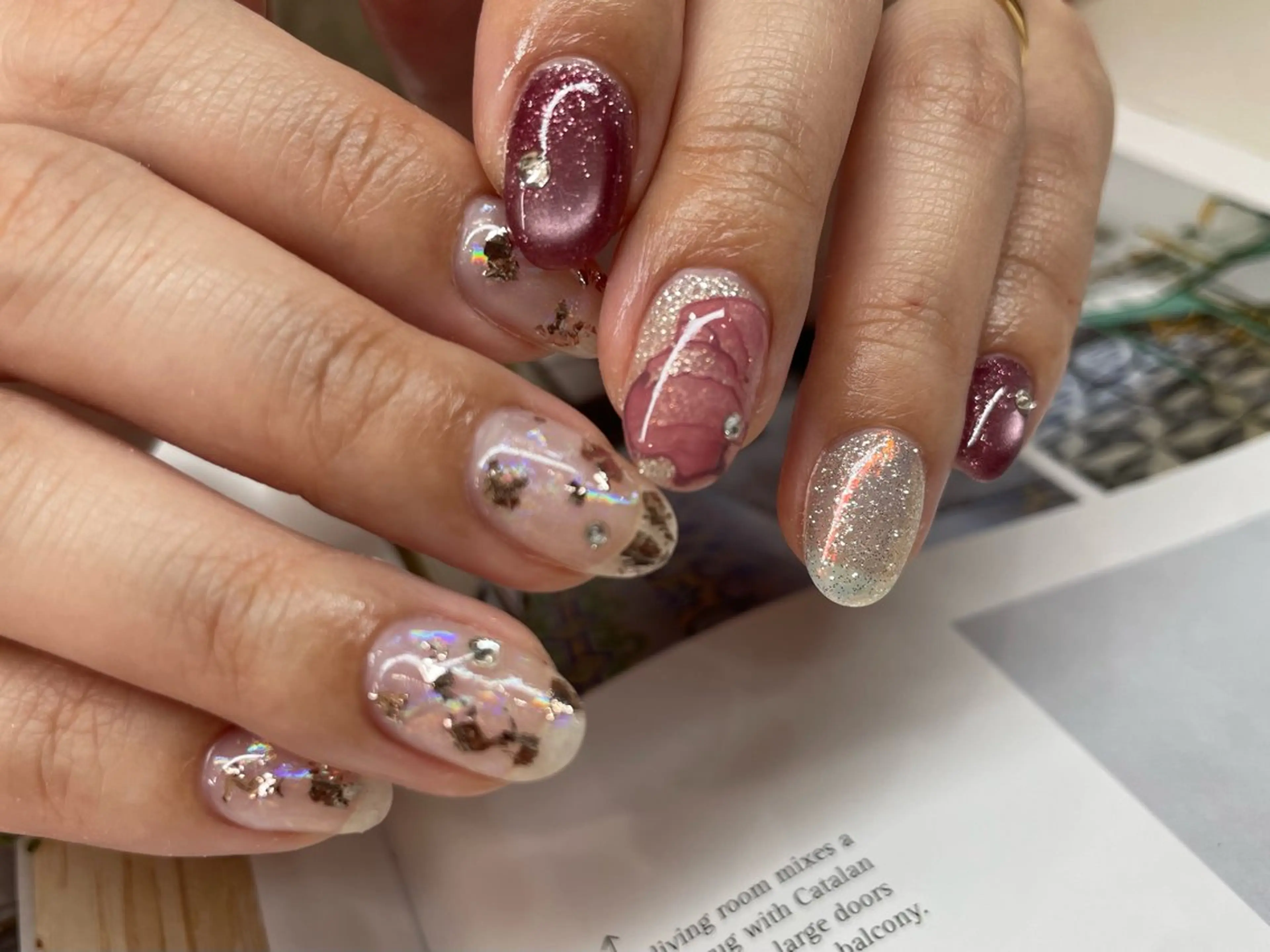 ミディアム écrin所属・kouno megumiのネイルデザイン