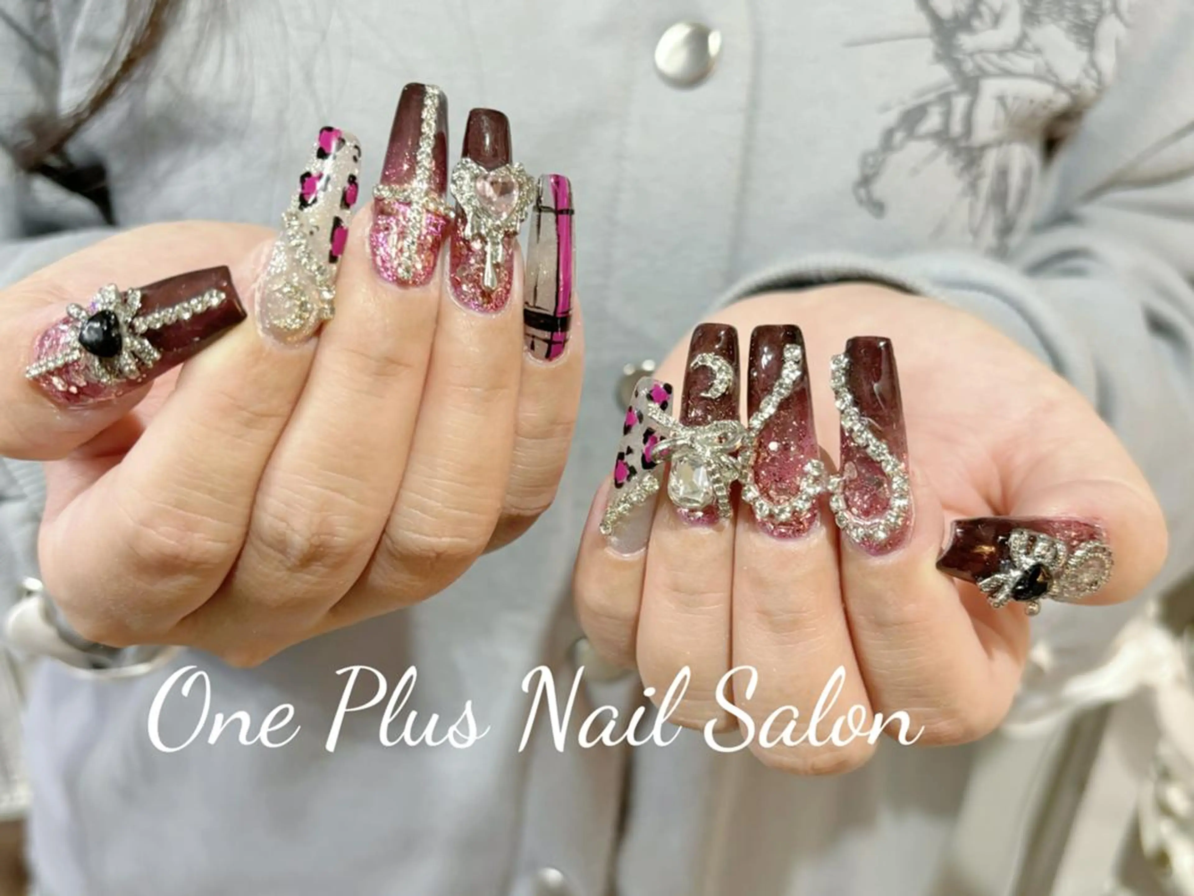 ネイル アートネイル オーロラネイル ガーリー キラキラネイル 韓国ネイル haruka 🧸のネイルデザイン