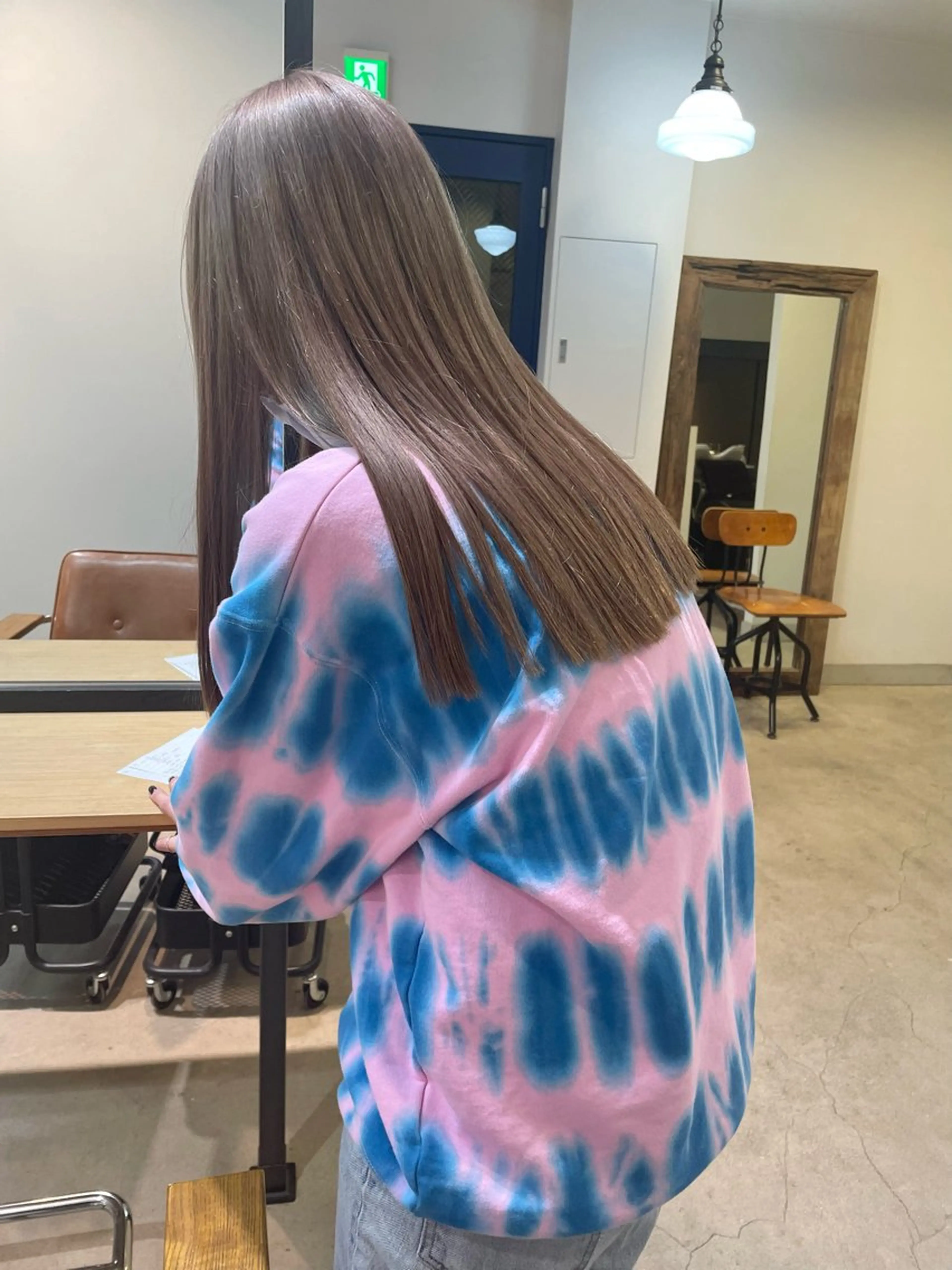 セミロング 松村 愛輝のヘアスタイル