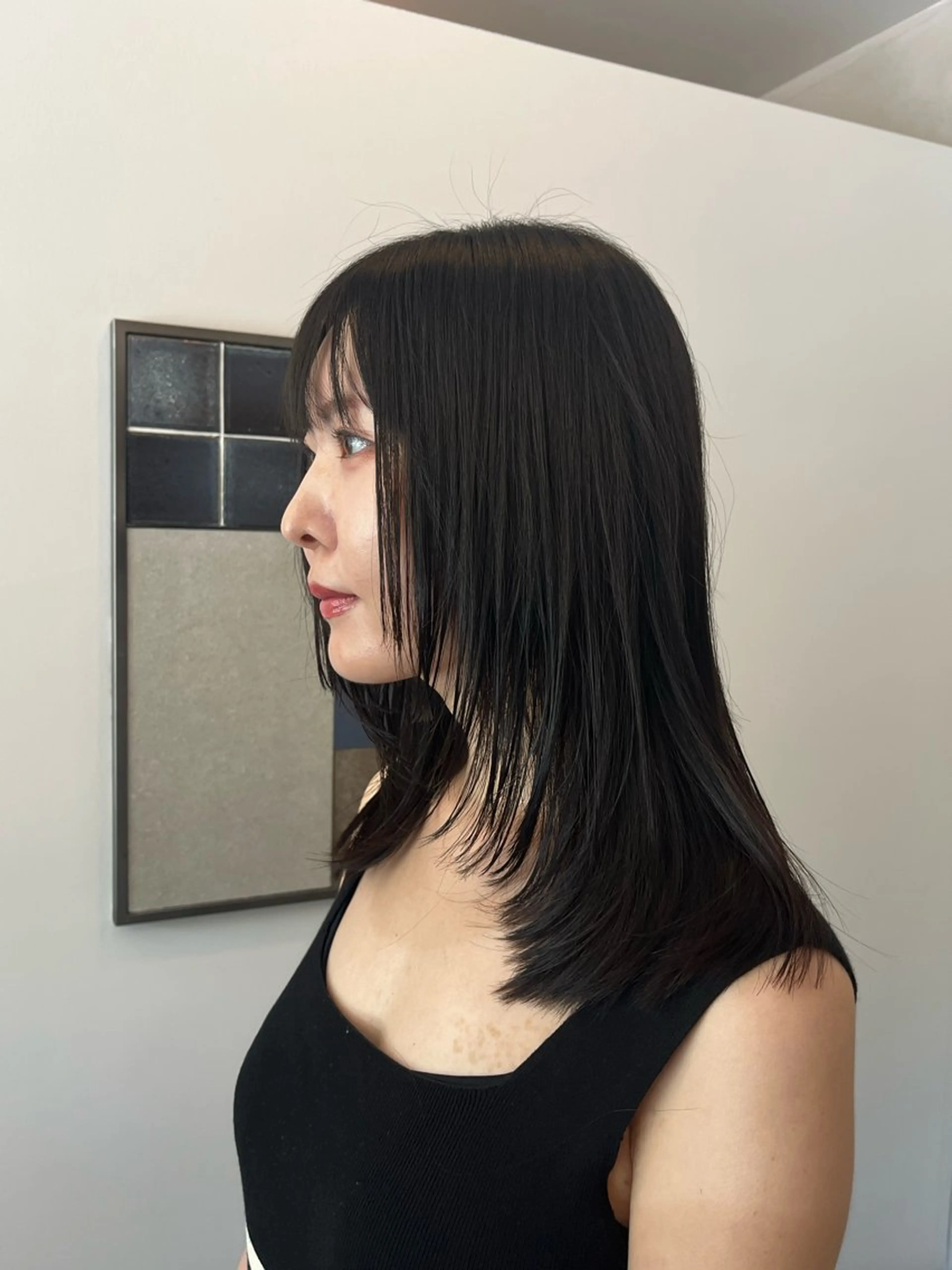 セミロング 顔周りカット レイヤーカット unfeigned02所属・おーした /カットモデル伏見栄のヘアスタイル