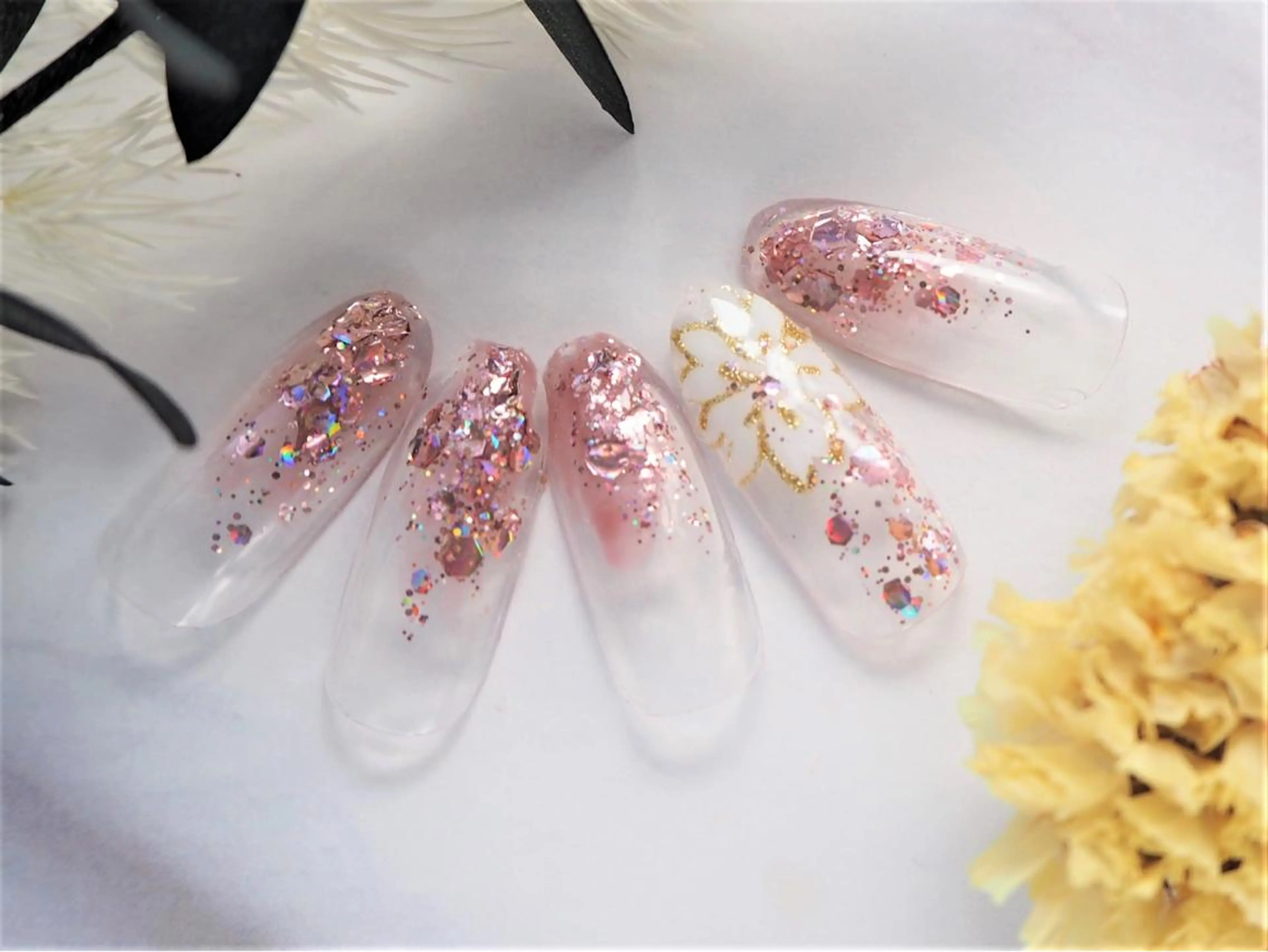 ネイル ハンドネイル ハンドケア ビューティーサロン ヘゼリヒのネイルデザイン