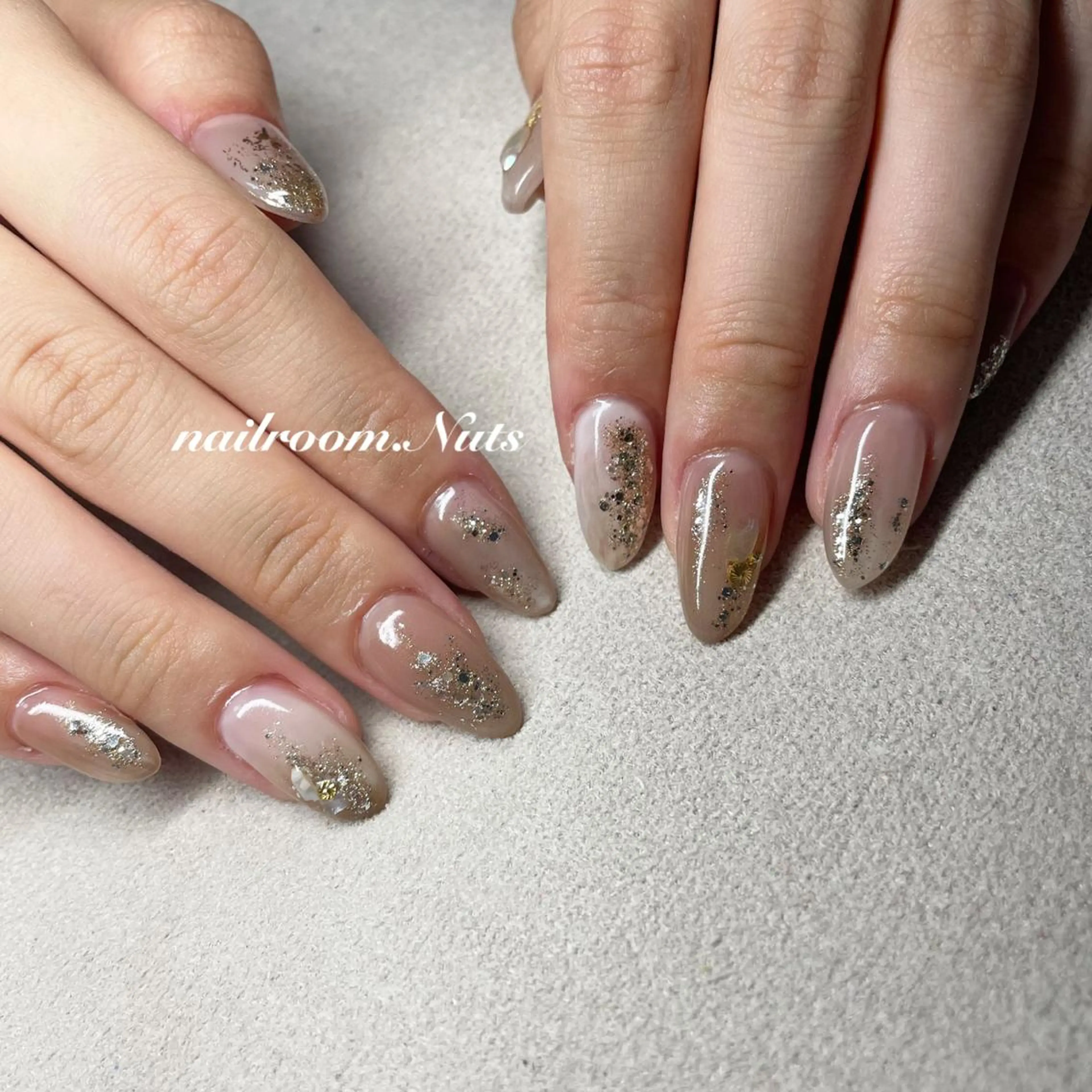 ネイル ハンドネイル nailsalon Nutsのネイルデザイン