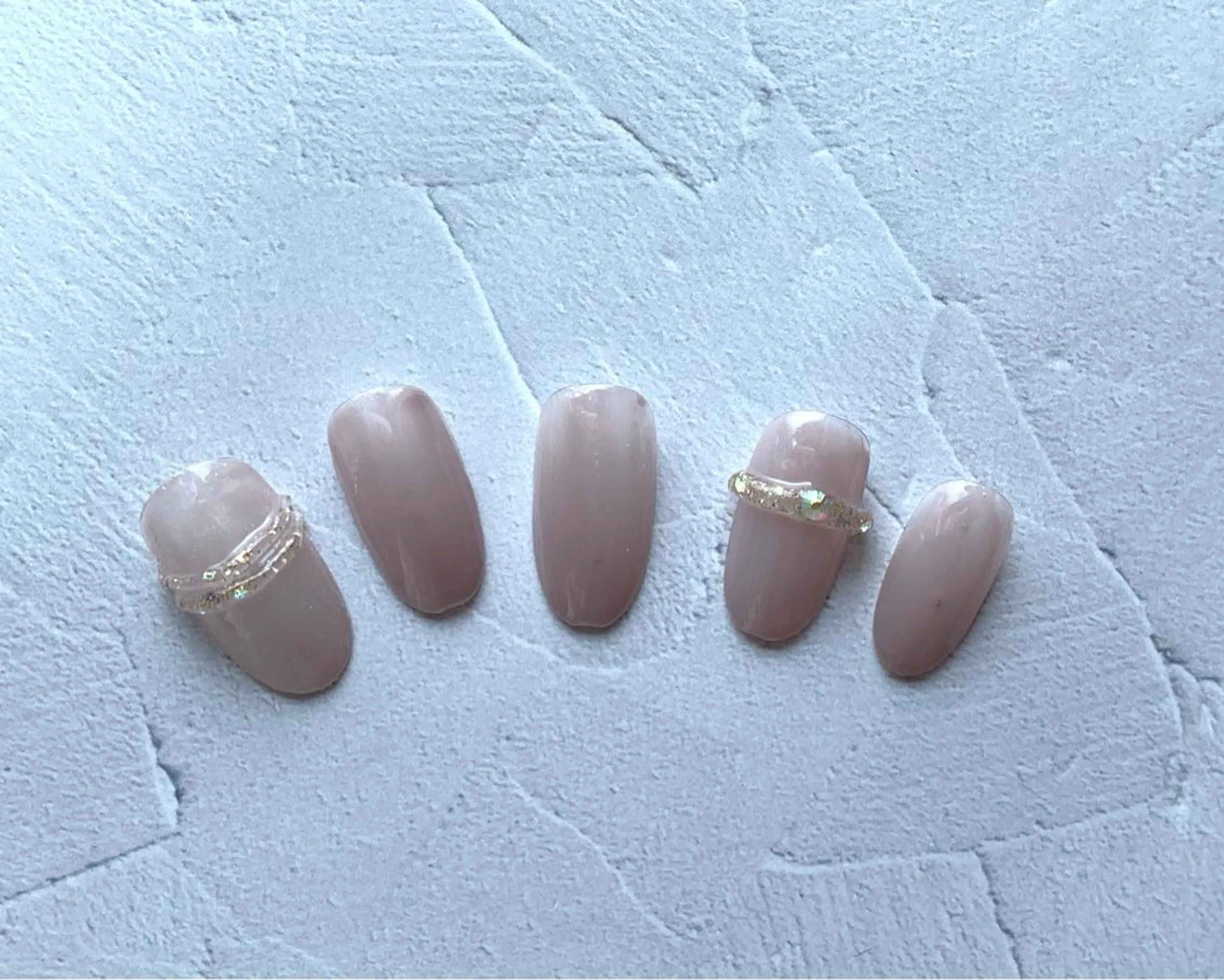 ネイル ゴールド ホログラムネイル ワンカラーネイル シンプルネイル noheanail YONEDAのネイルデザイン