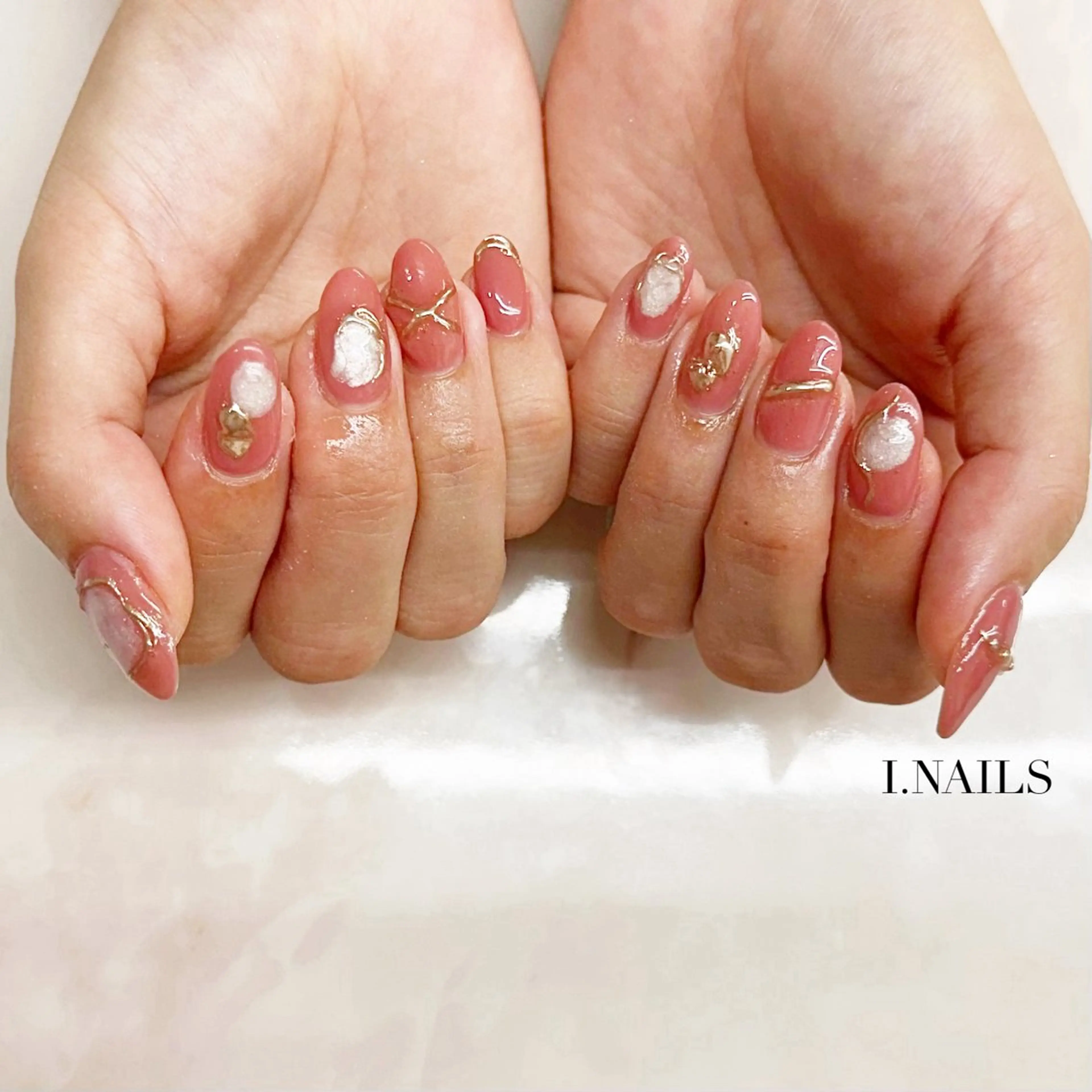 ネイル アイネイルズ所属・早川 梓のネイルデザイン