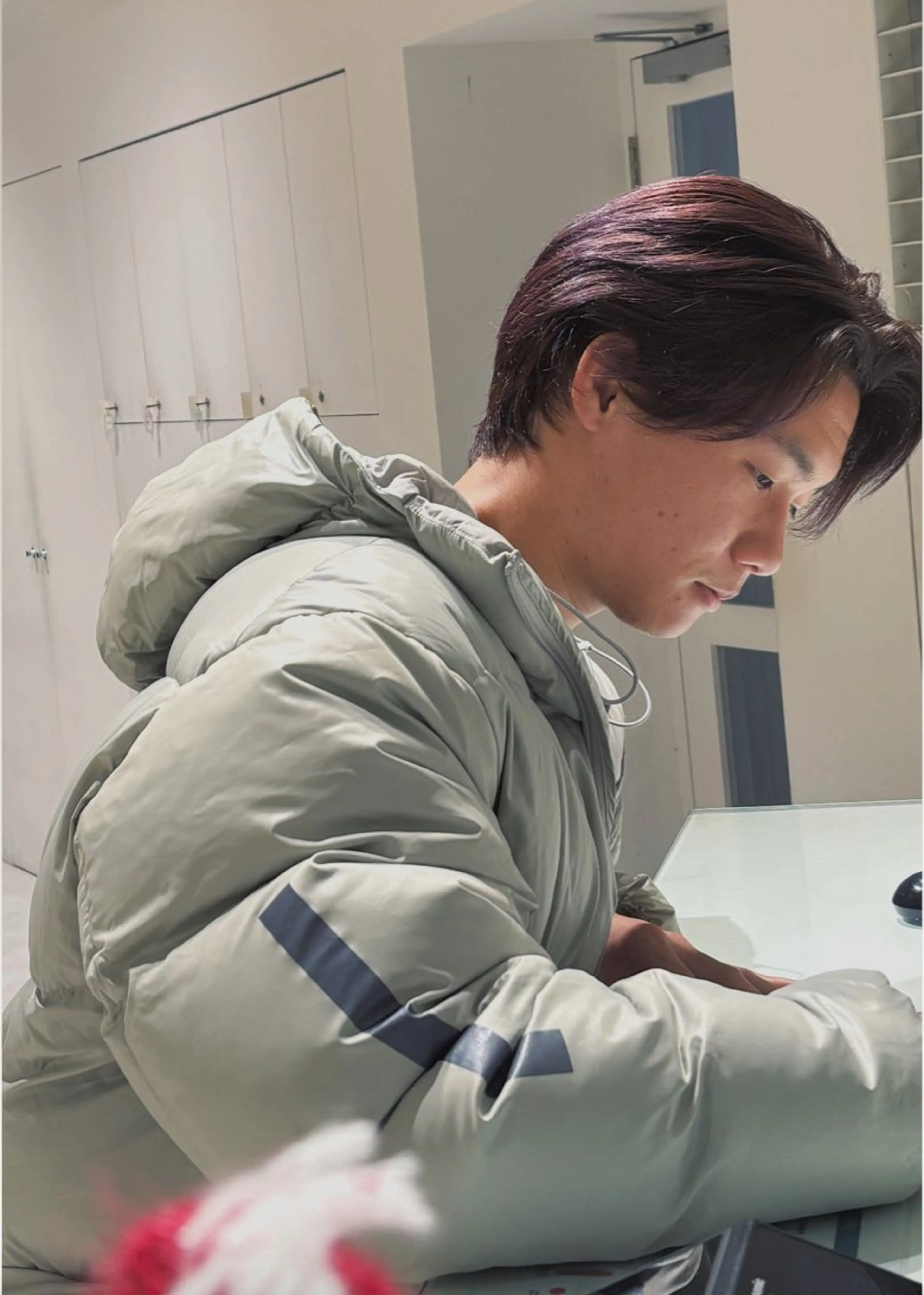 カラー メンズ メンズブリーチ ブリーチ ピンクカラー ヘアカラー 透明感カラーと映画 美容師/yujiのヘアスタイル