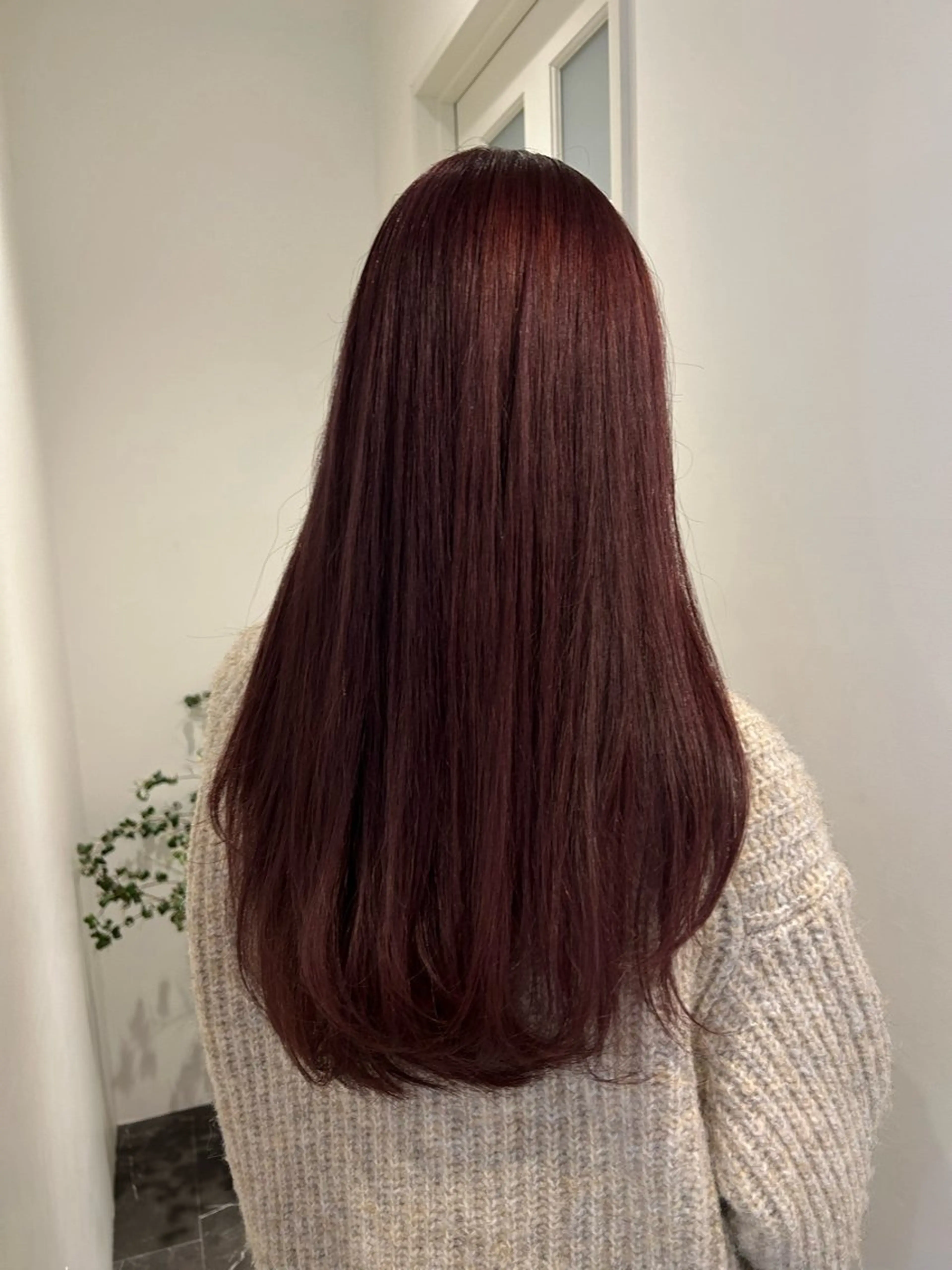 ロング 湯浅 美葉のヘアスタイル